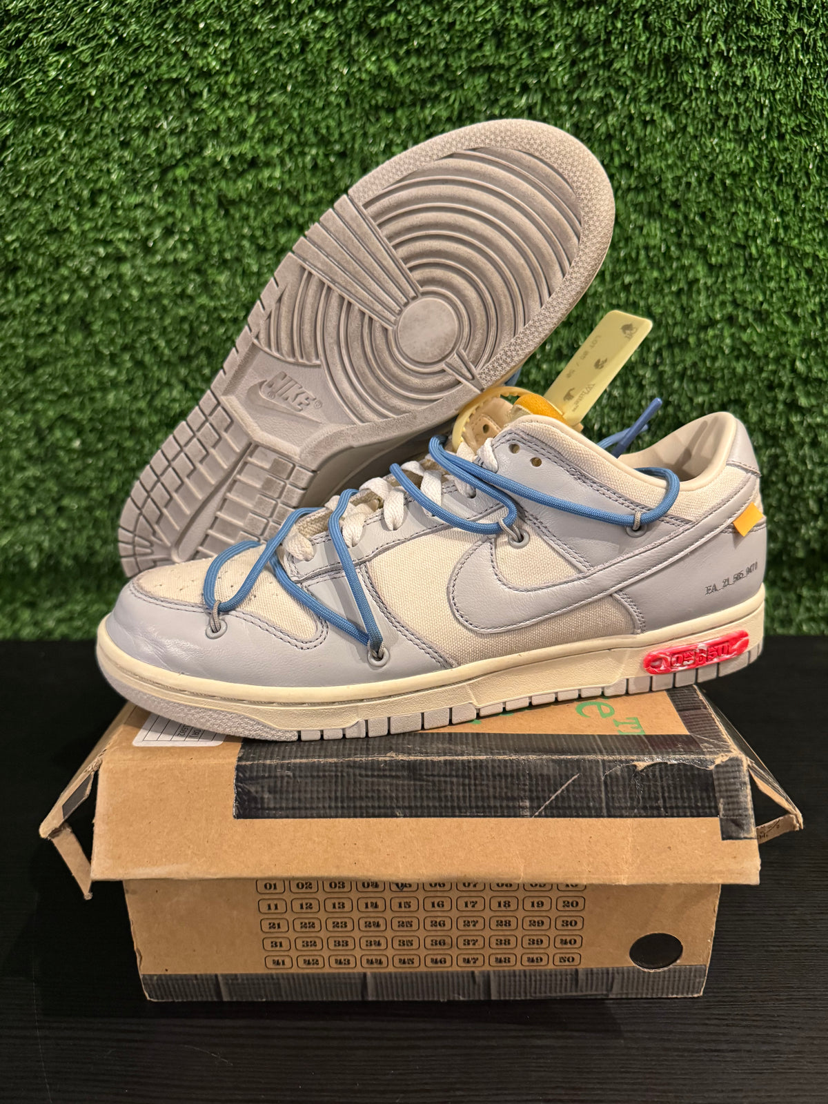 Nike dunk low off white lot 5