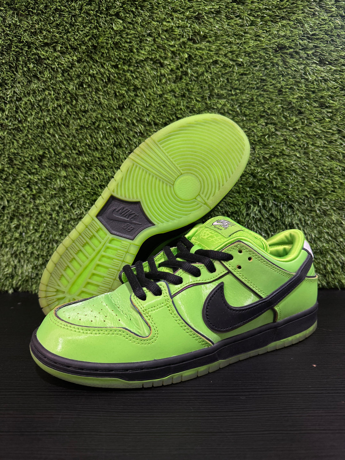 Nike SB Dunk Low The Powerpuff Girls Buttercup