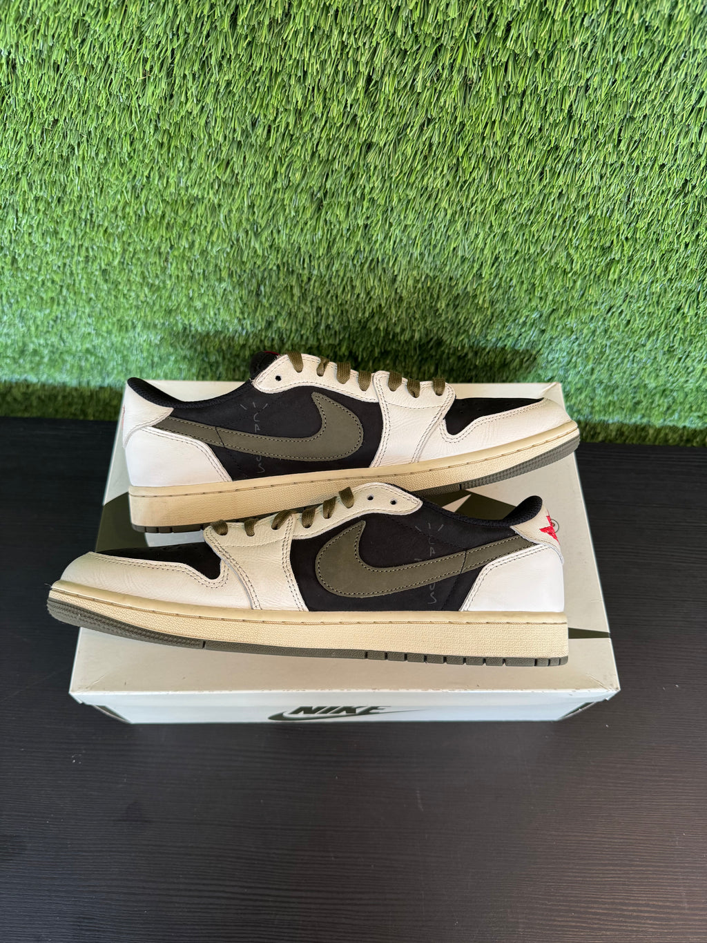 Jordan 1 Retro Low OG SP Travis Scott Olive (Women's)