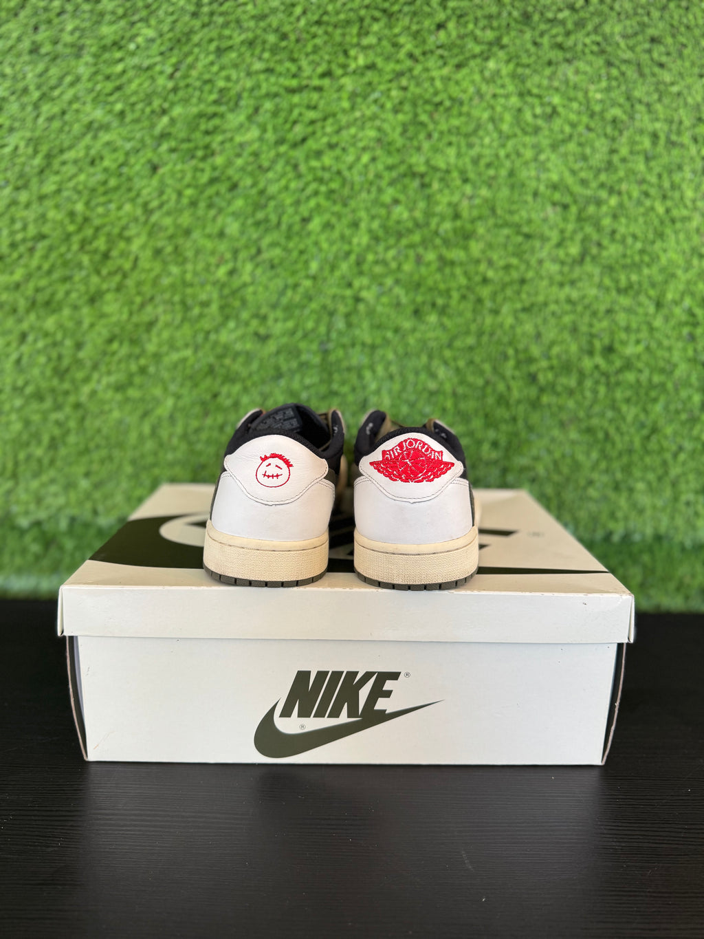 Jordan 1 Retro Low OG SP Travis Scott Olive (Women's)