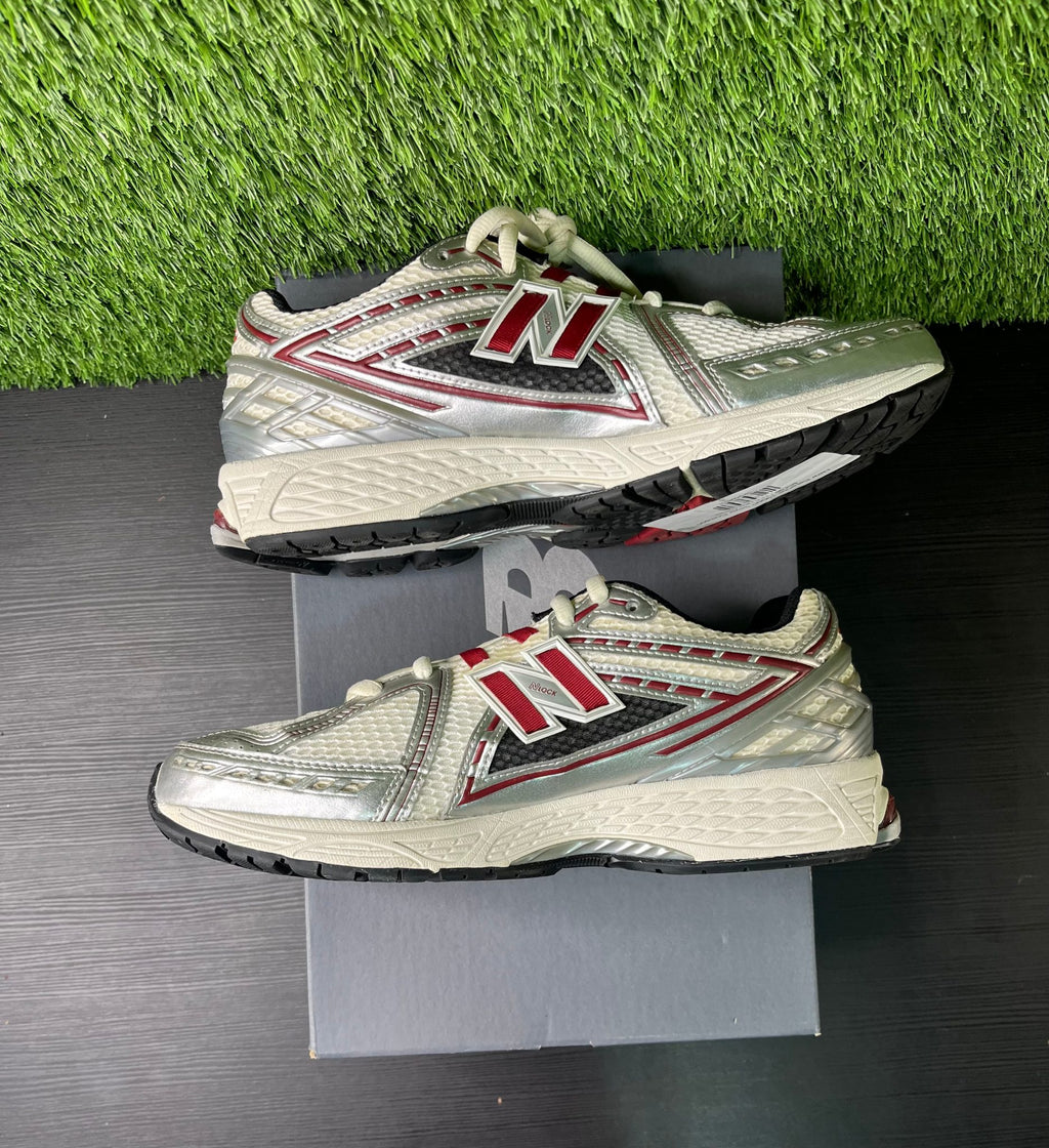 New Balance 1906R Silver Crimson