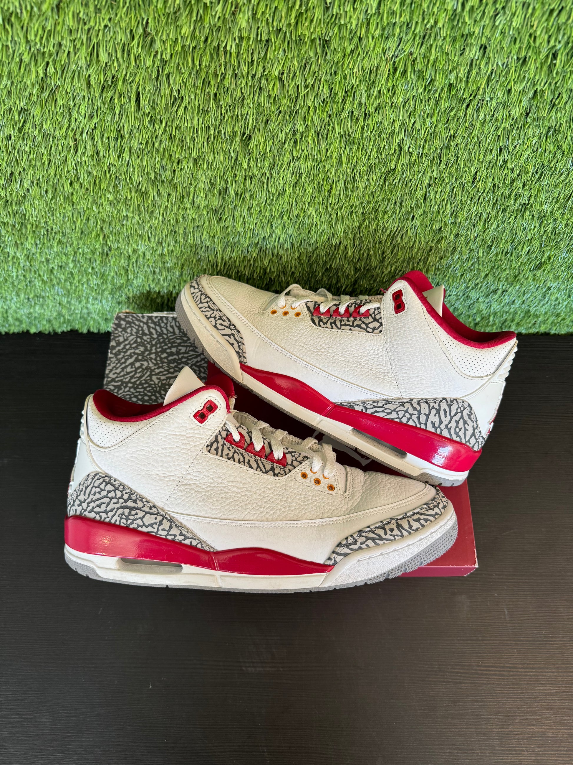 Jordan 3 Retro Cardinal Red