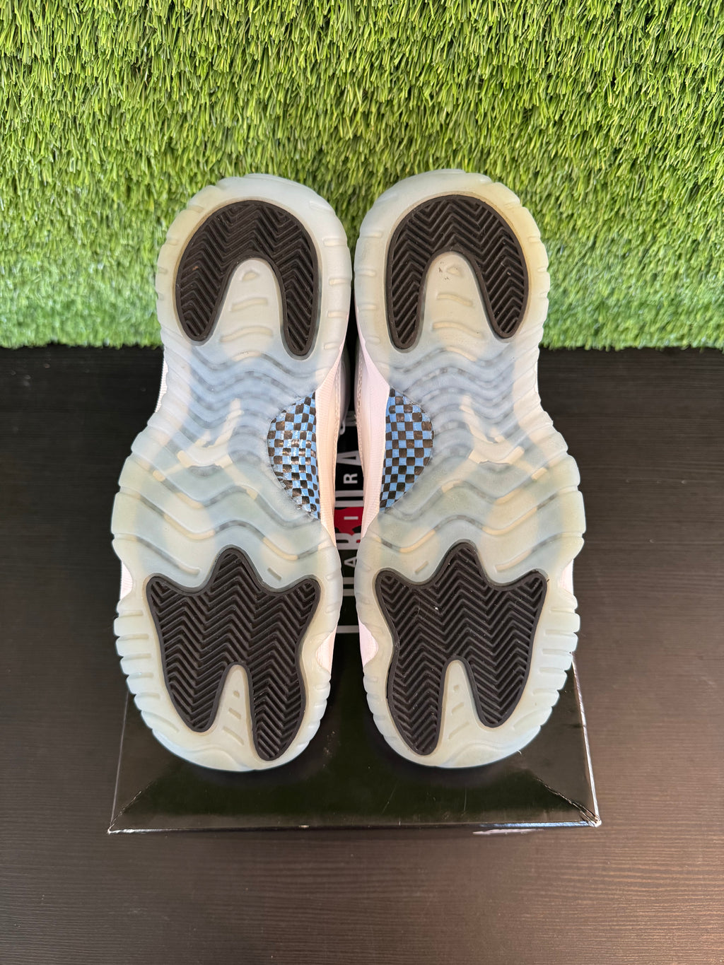 Jordan 11 Retro Legend Blue (2024) (GS)