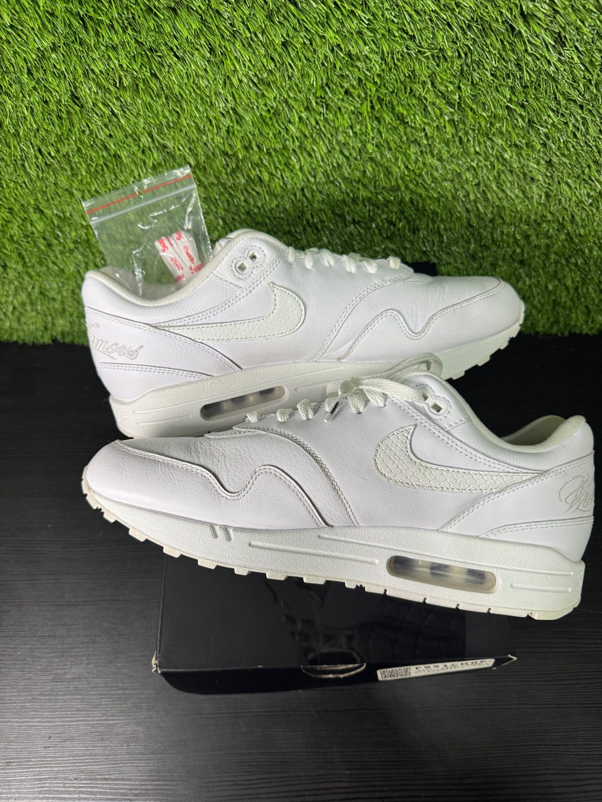 Nike Air Max 1 '87 SP Supreme Triple White