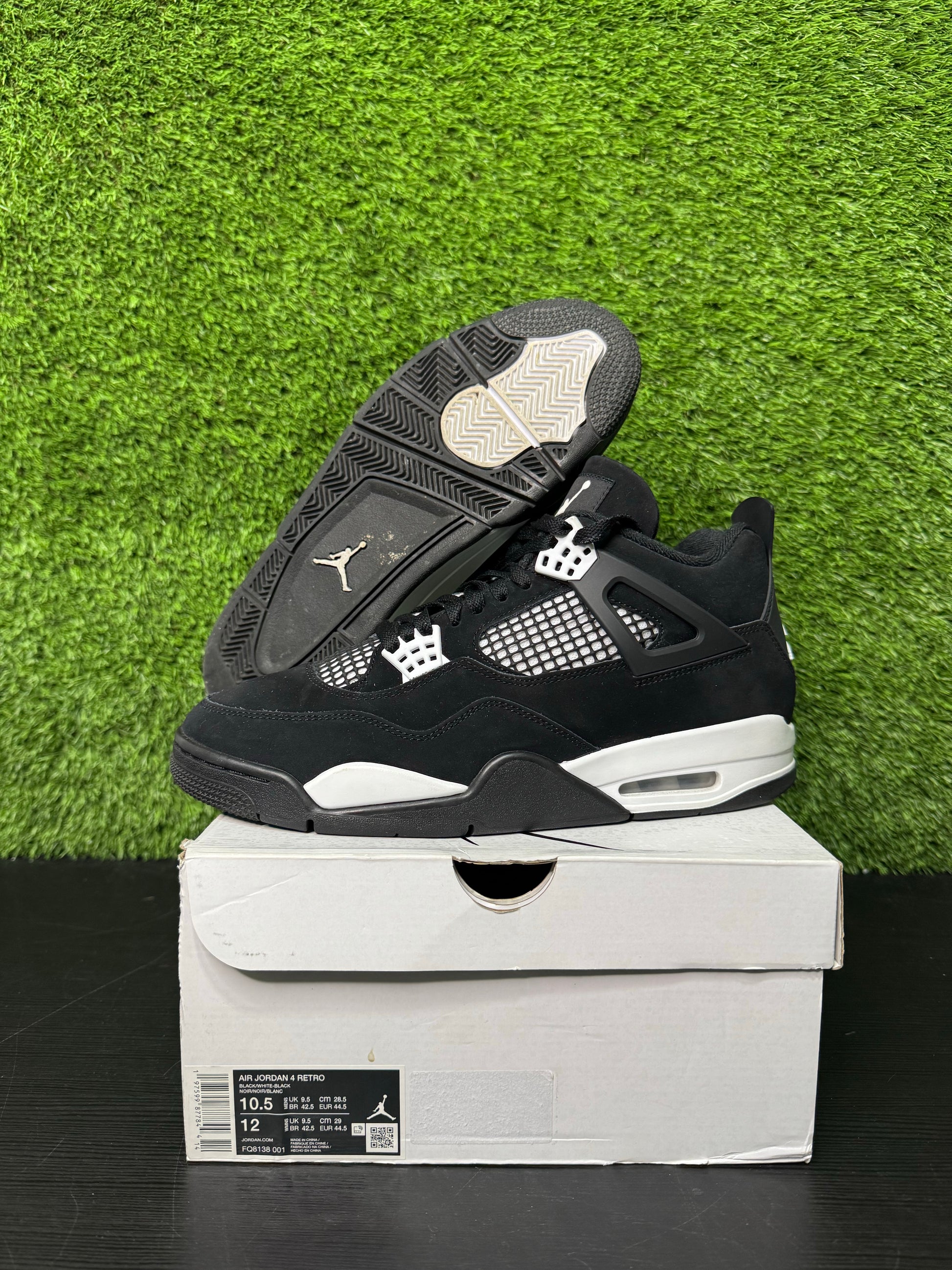 Jordan 4 white thunder