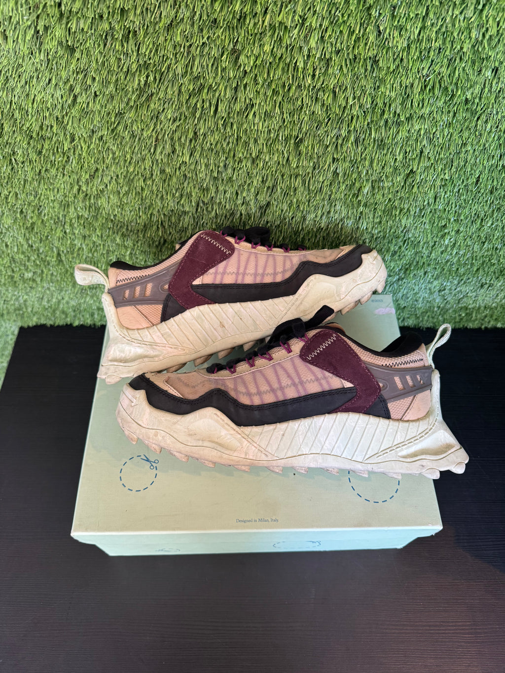 Off-White Odsy Black Tint