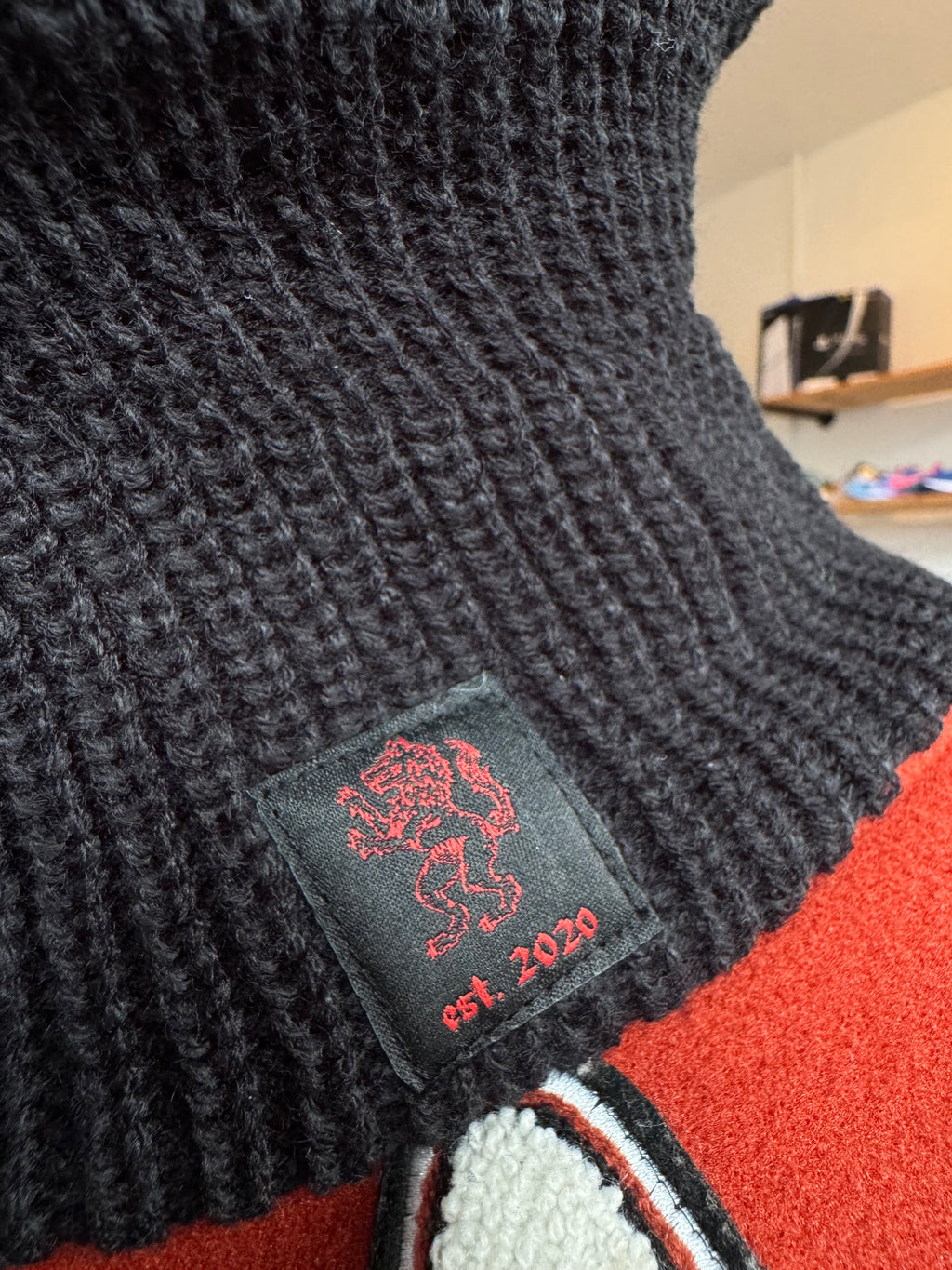 HefeUlv Rebel Face Mask "Bred"