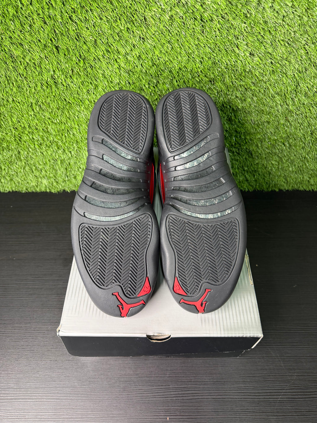Jordan 12 Retro Bloodline