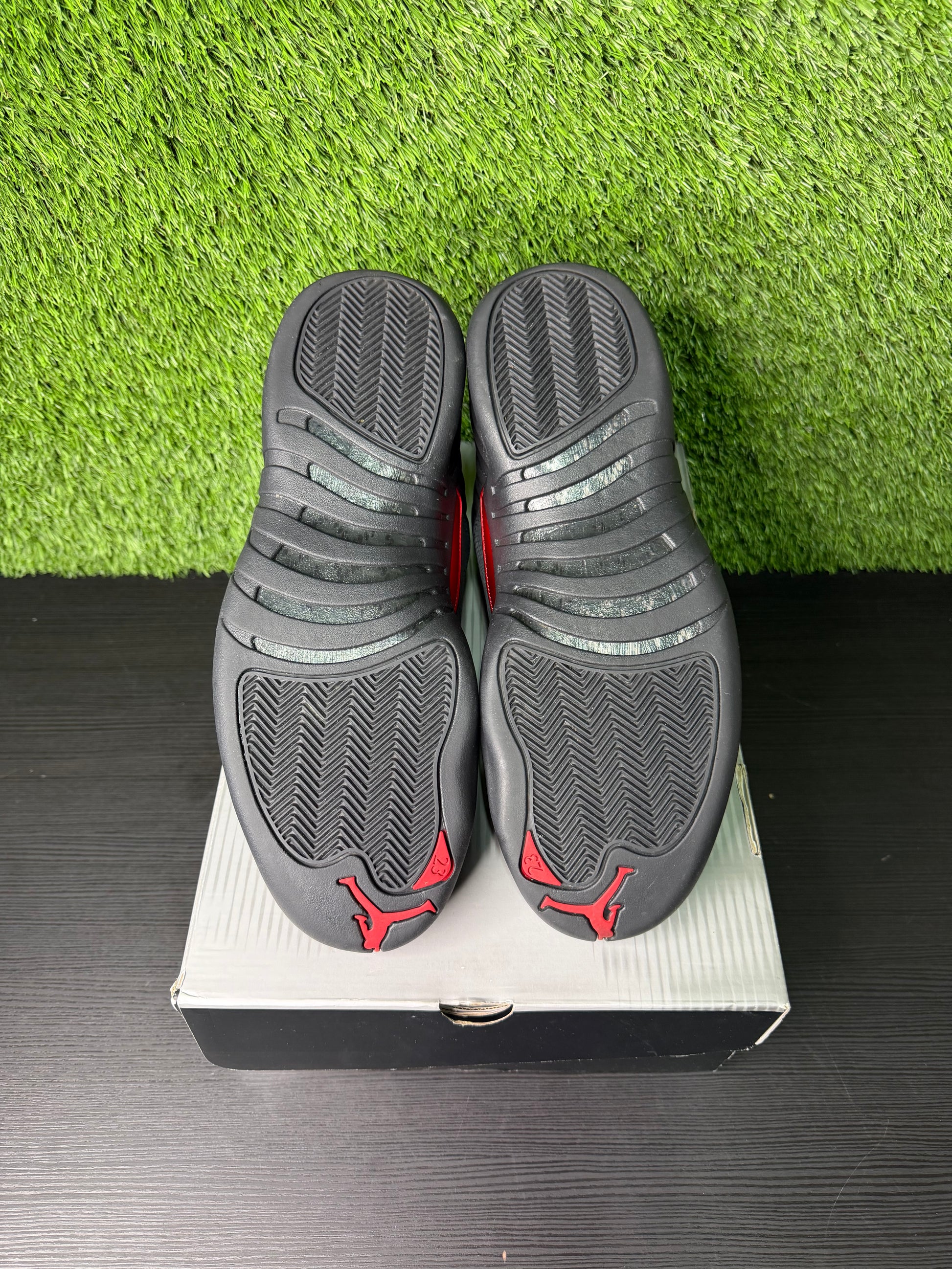 Jordan 12 Retro Bloodline