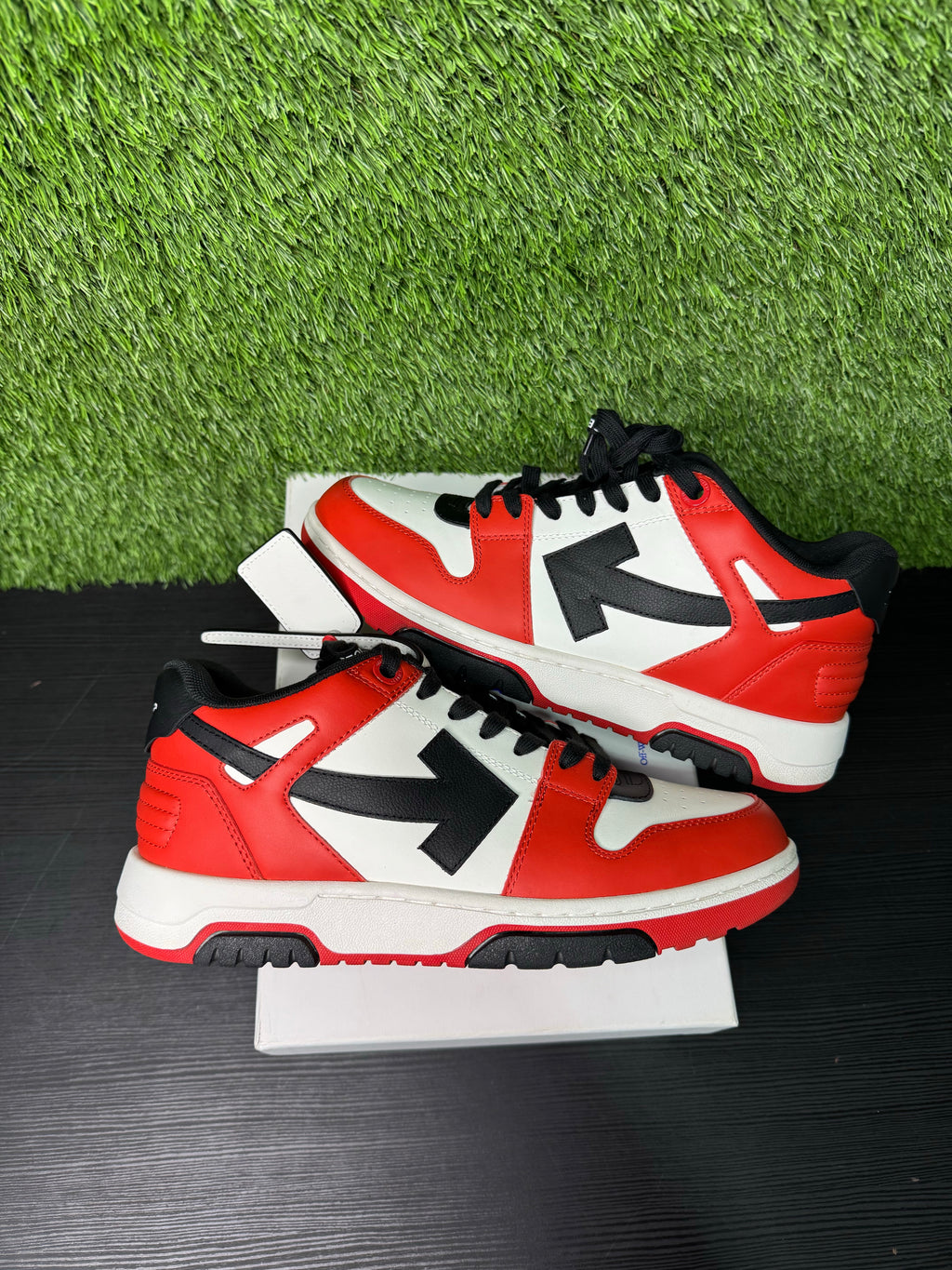 Off white odyssey red/black/white