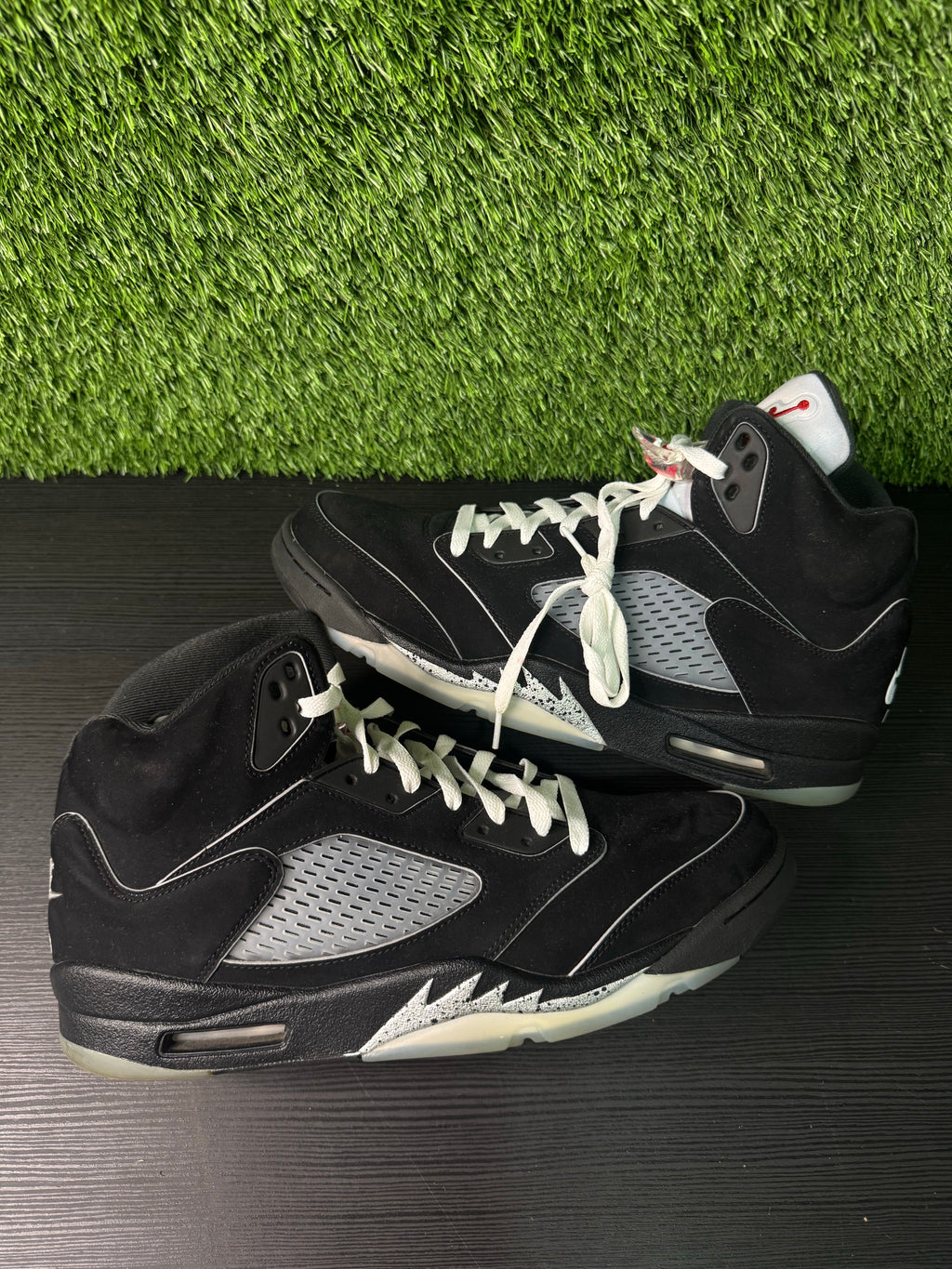 Jordan 5 Retro OG Black Metallic Reimagined