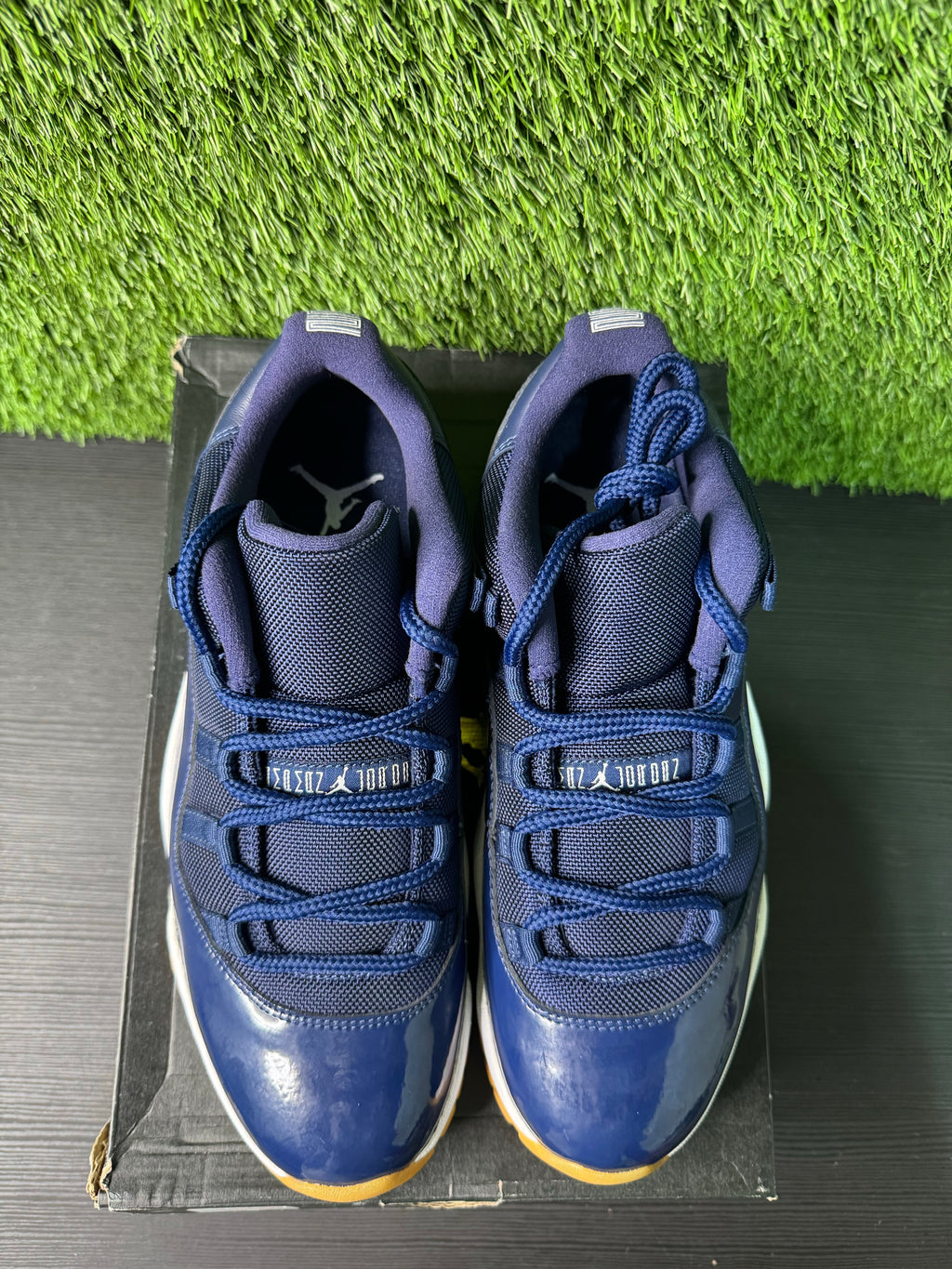 Jordan 11 Retro Low Midnight Navy