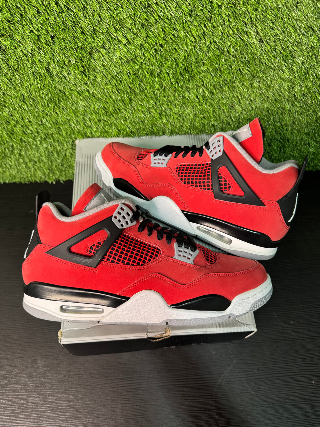 Jordan 4 Retro Toro Bravo (2026)