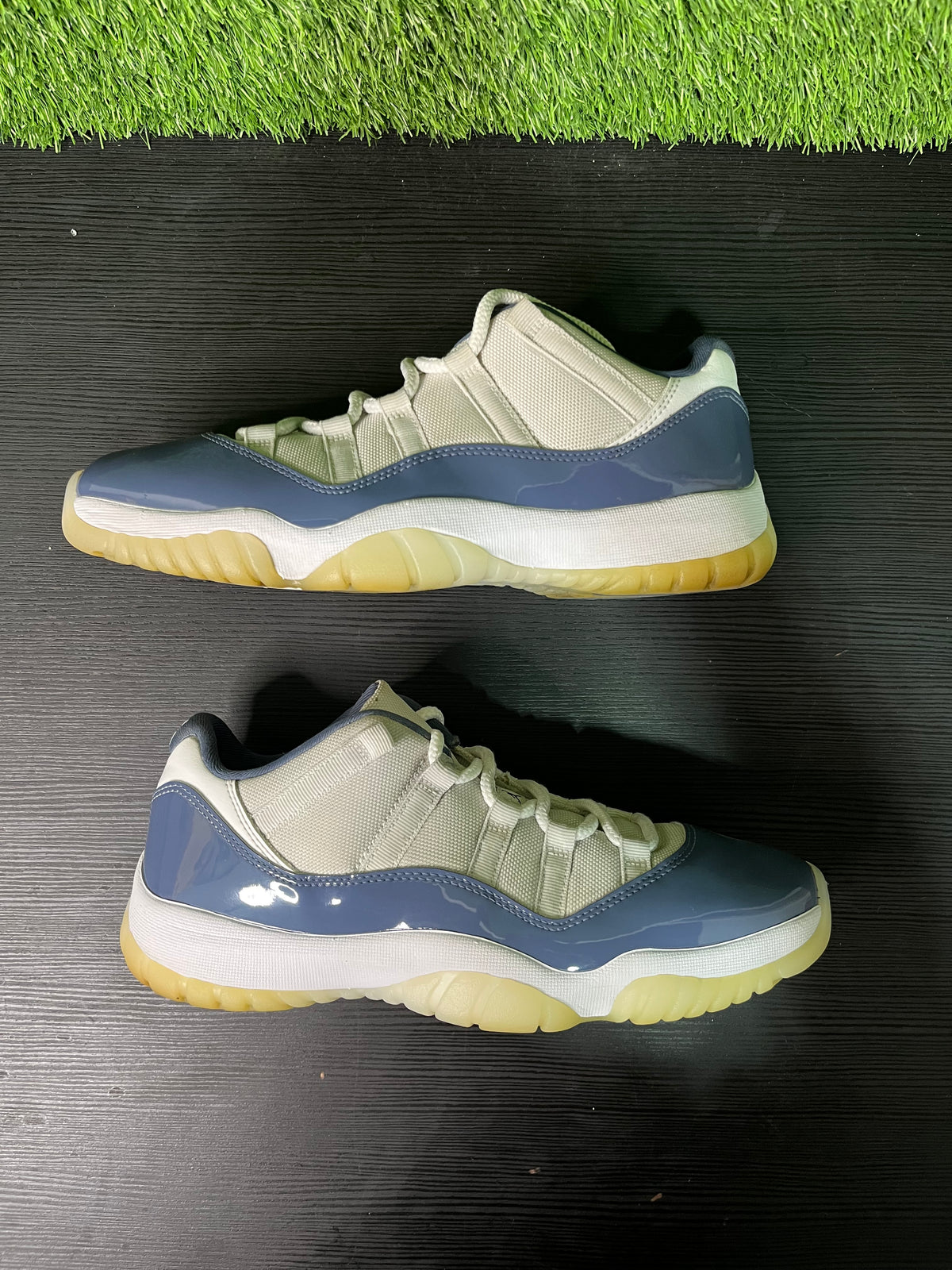 Jordan 11 Retro Low Diffused Blue