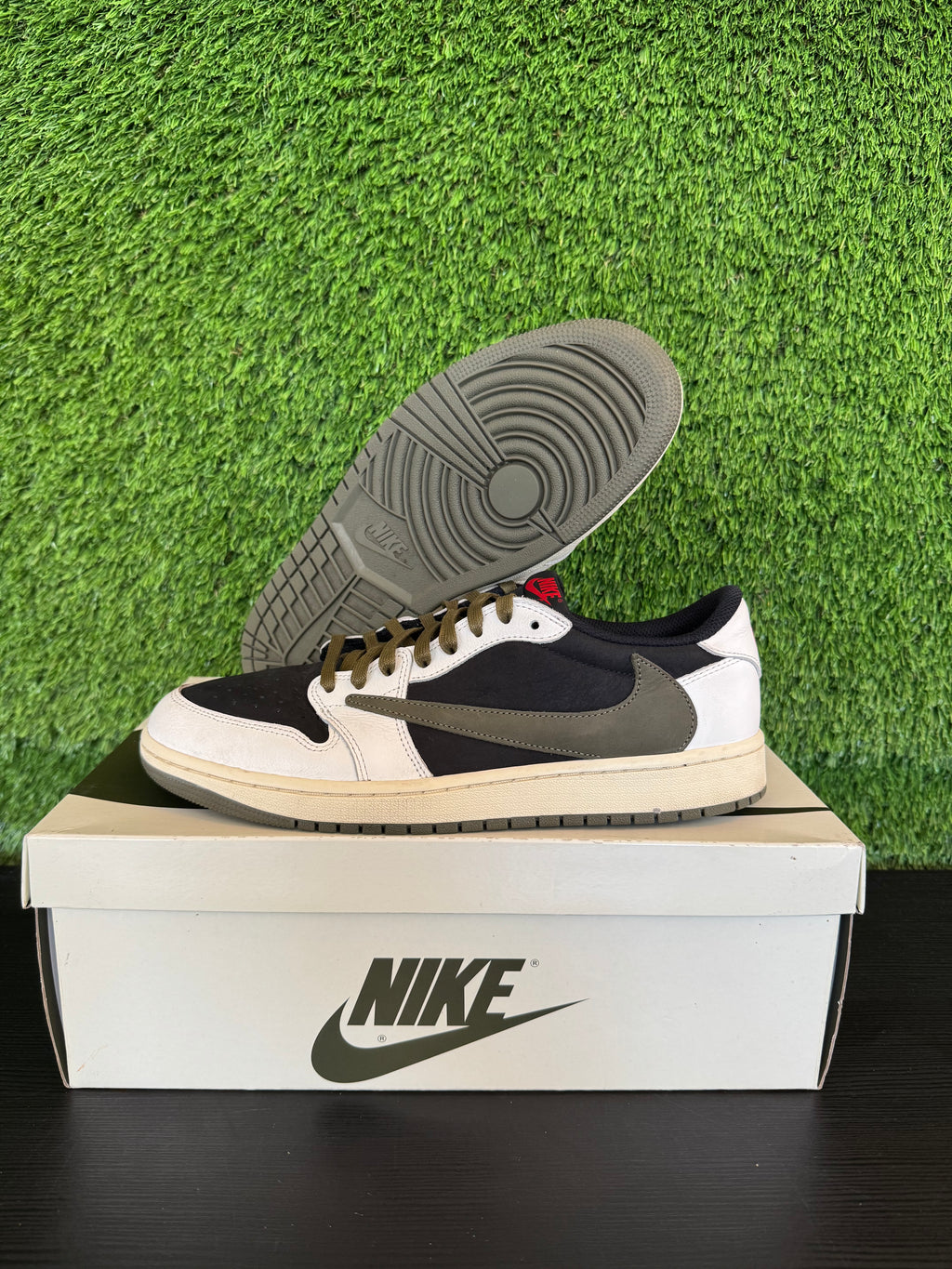 Jordan 1 Retro Low OG SP Travis Scott Olive (Women's)