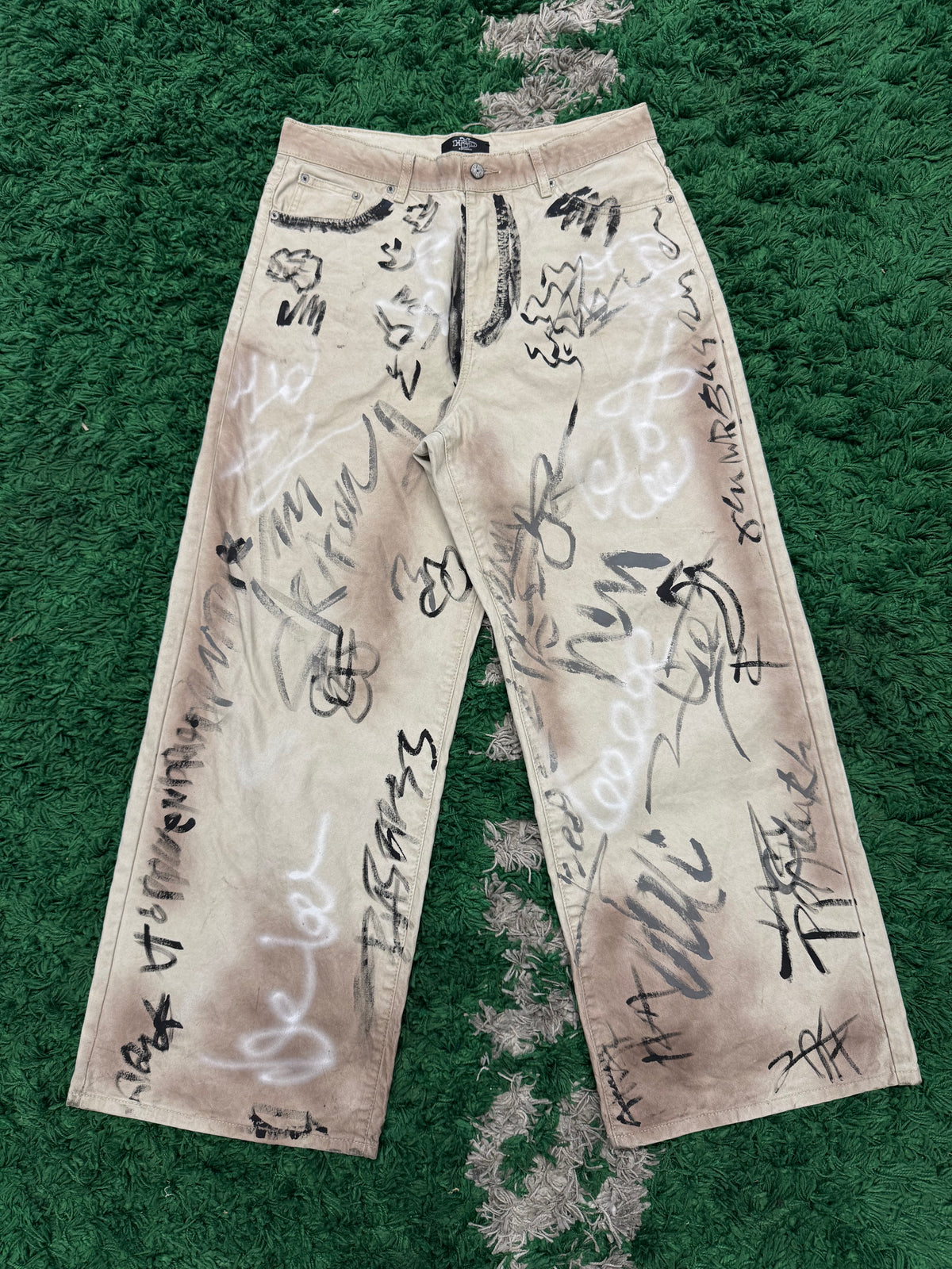 HMDD Graffiti Print Denim Pants Beige