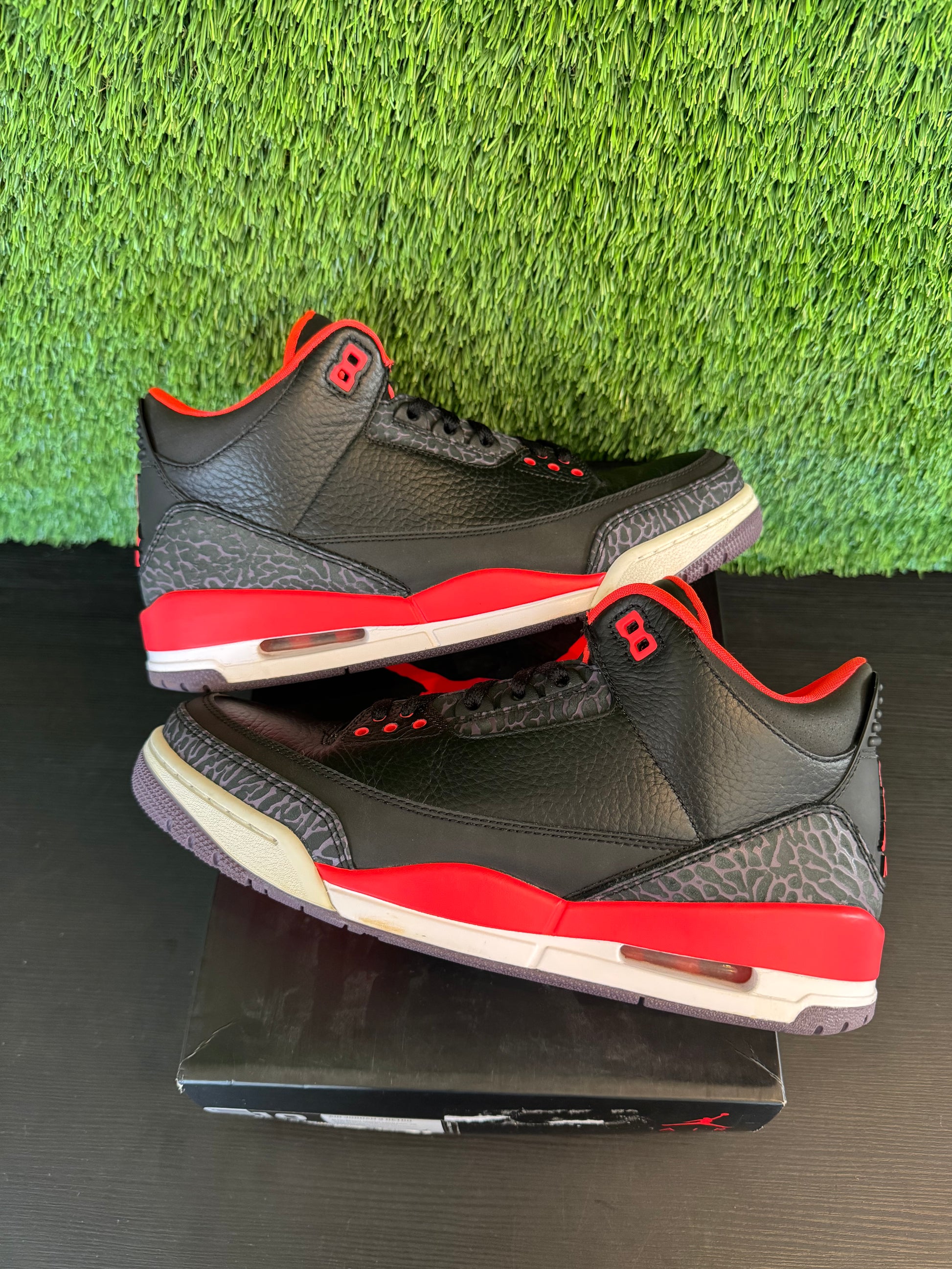 Jordan 3 Retro Crimson