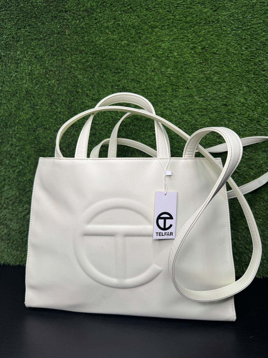 Telfar Light mint medium
