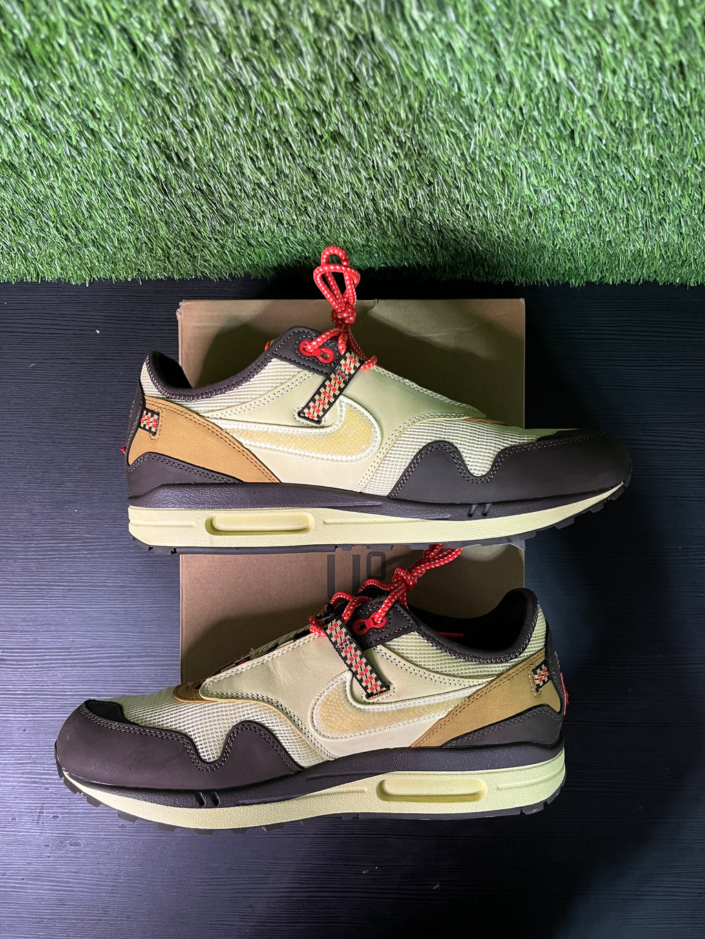 Nike Air Max 1 Travis Scott Cactus Jack Baroque Brown