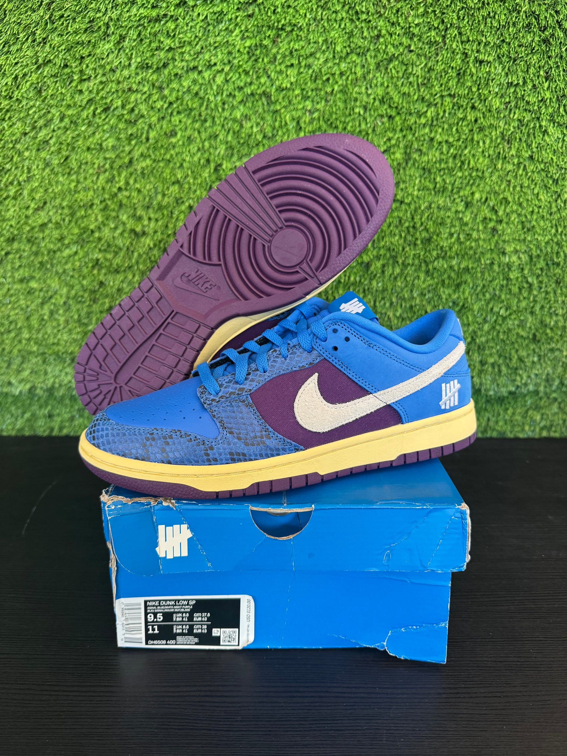 Nike Dunk Low Undefeated 5 On It Dunk vs. AF1