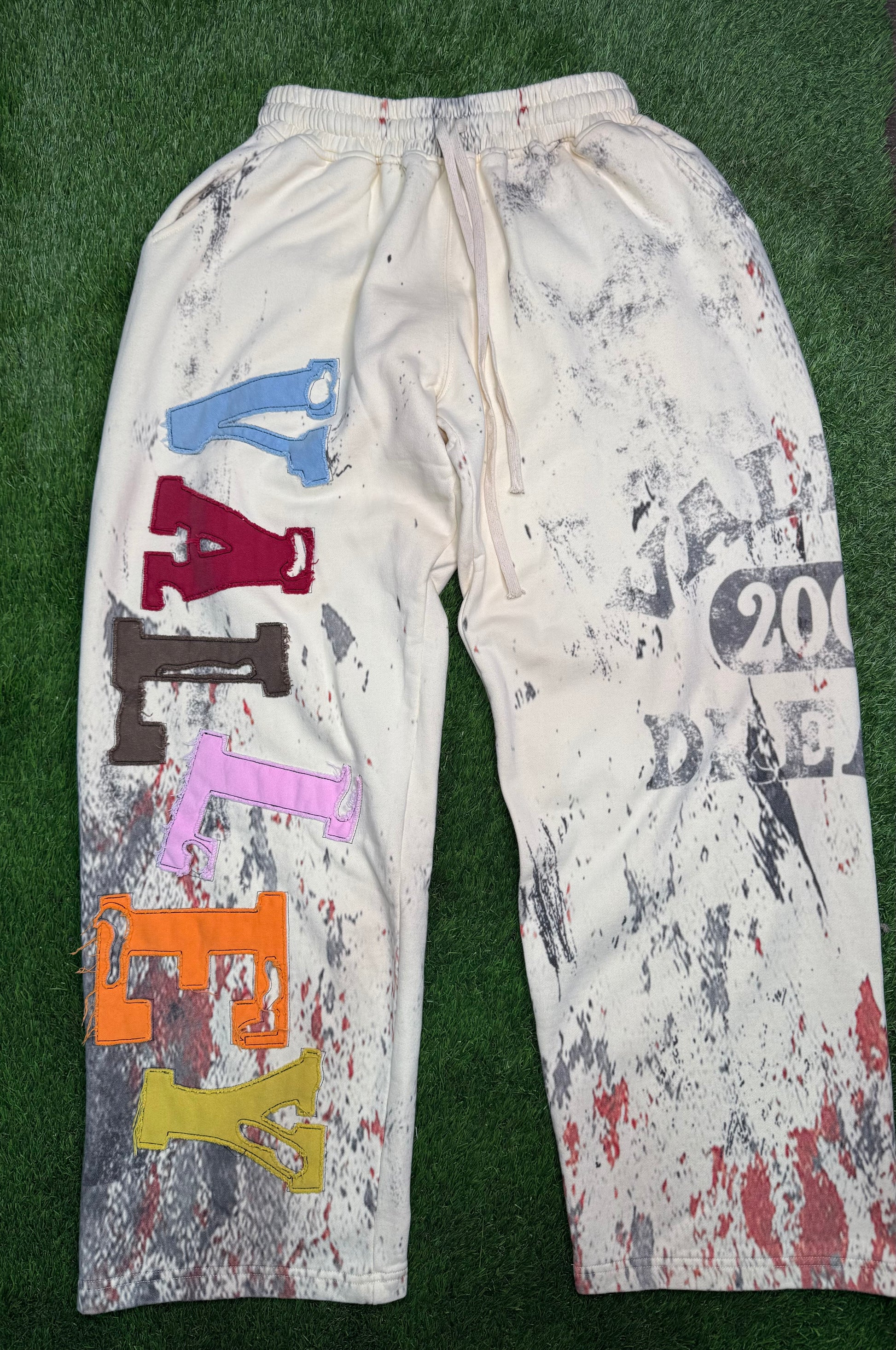 Vale forever picasso sweatpants