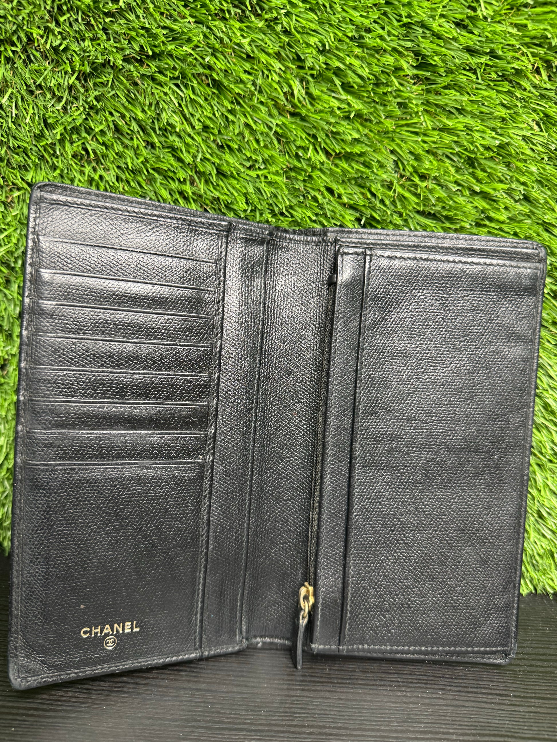 Chanel vintage black wallet