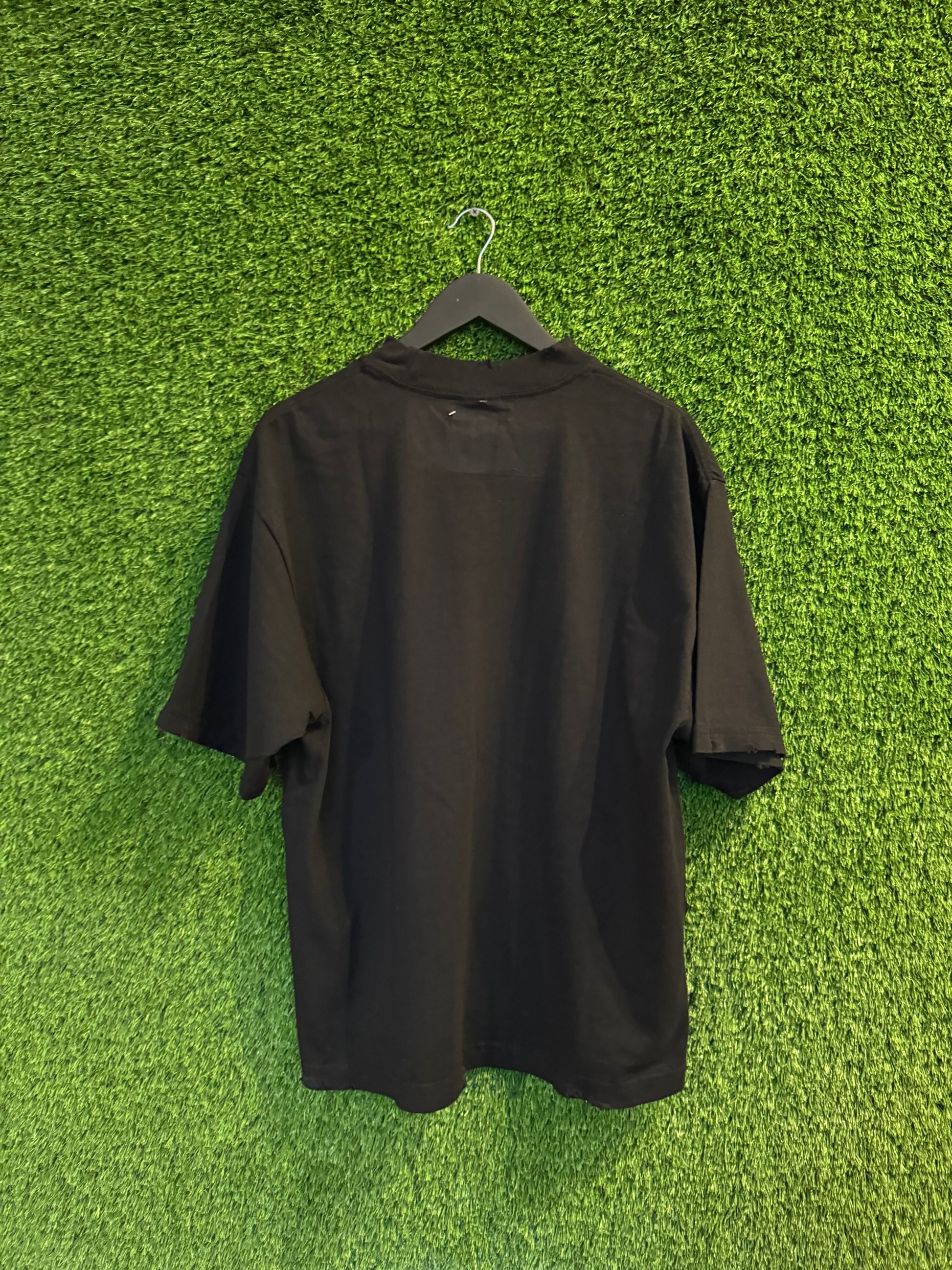 AMIS ET FLUERS "LEGENDS NEVER DIE" TEE