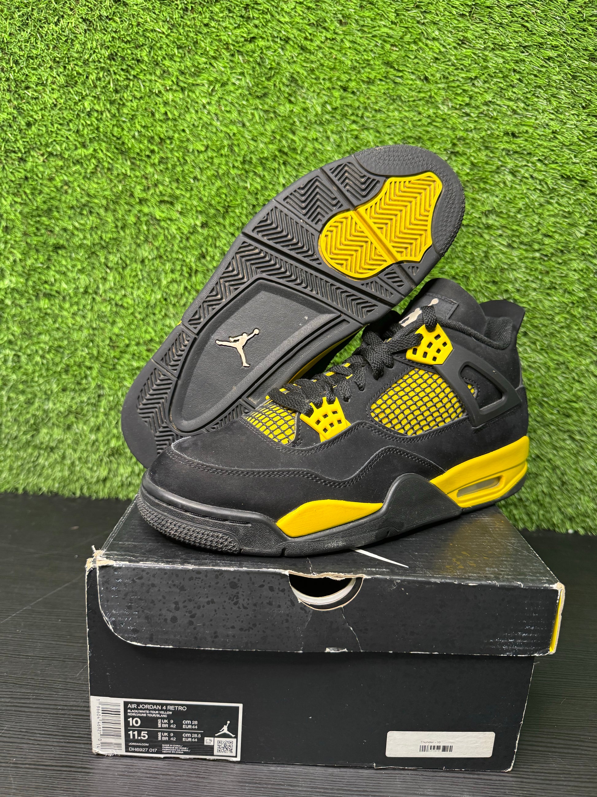 Jordan 4 Retro yellow thunder