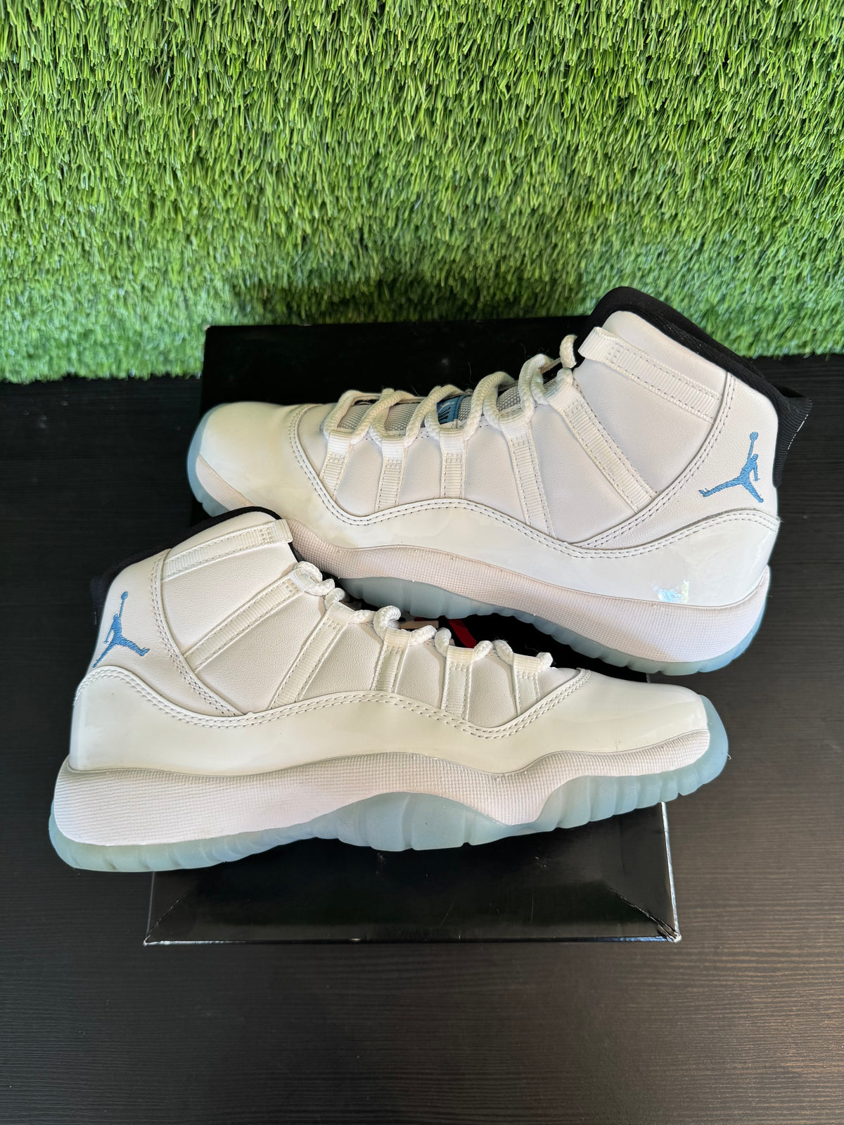 Jordan 11 Retro Legend Blue (2024) (GS)