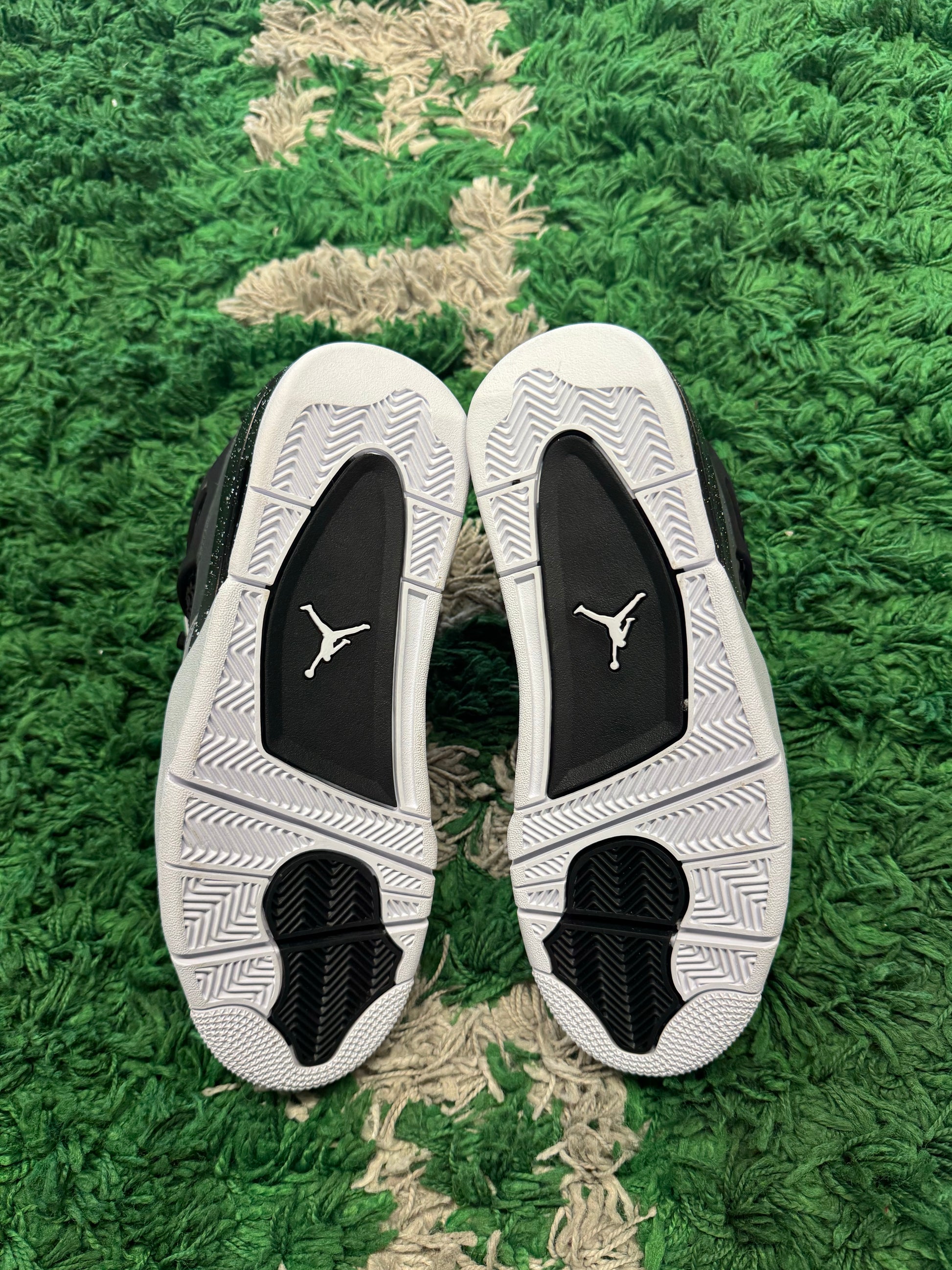 Jordan 4 retro fear