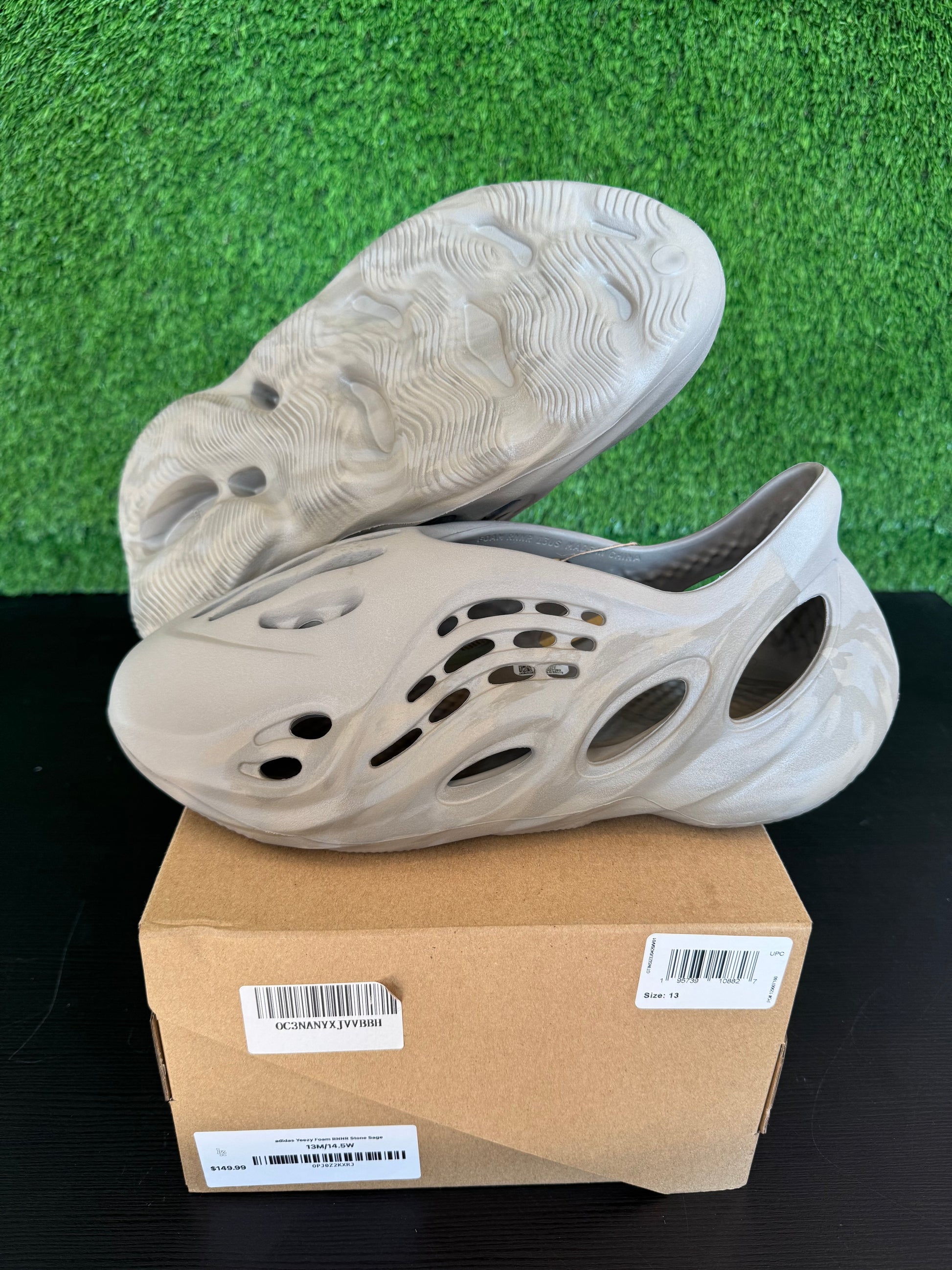 adidas Yeezy Foam RNNR Stone Sage