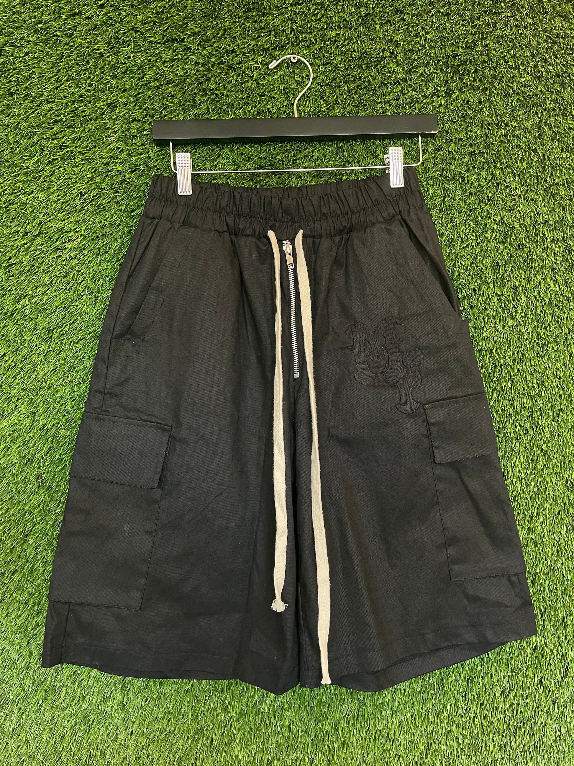 Merlins Father Cargo Shorts Black