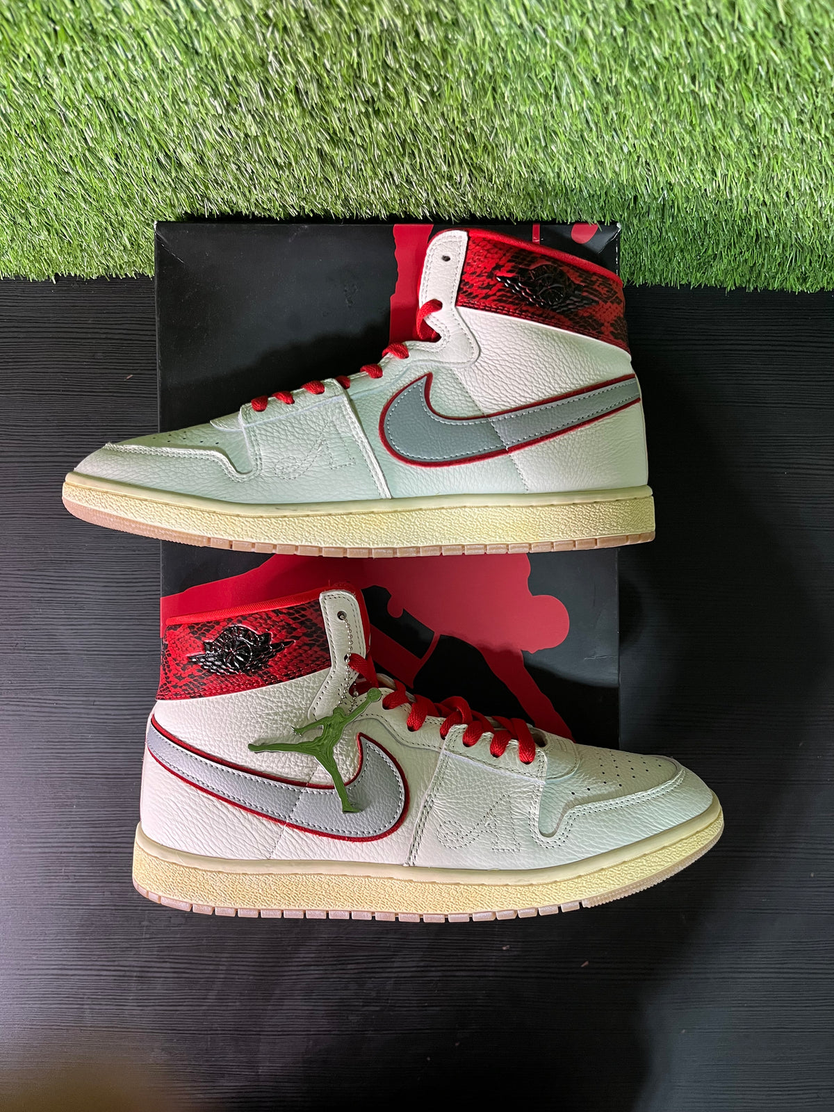 Jordan 1 Retro high awake