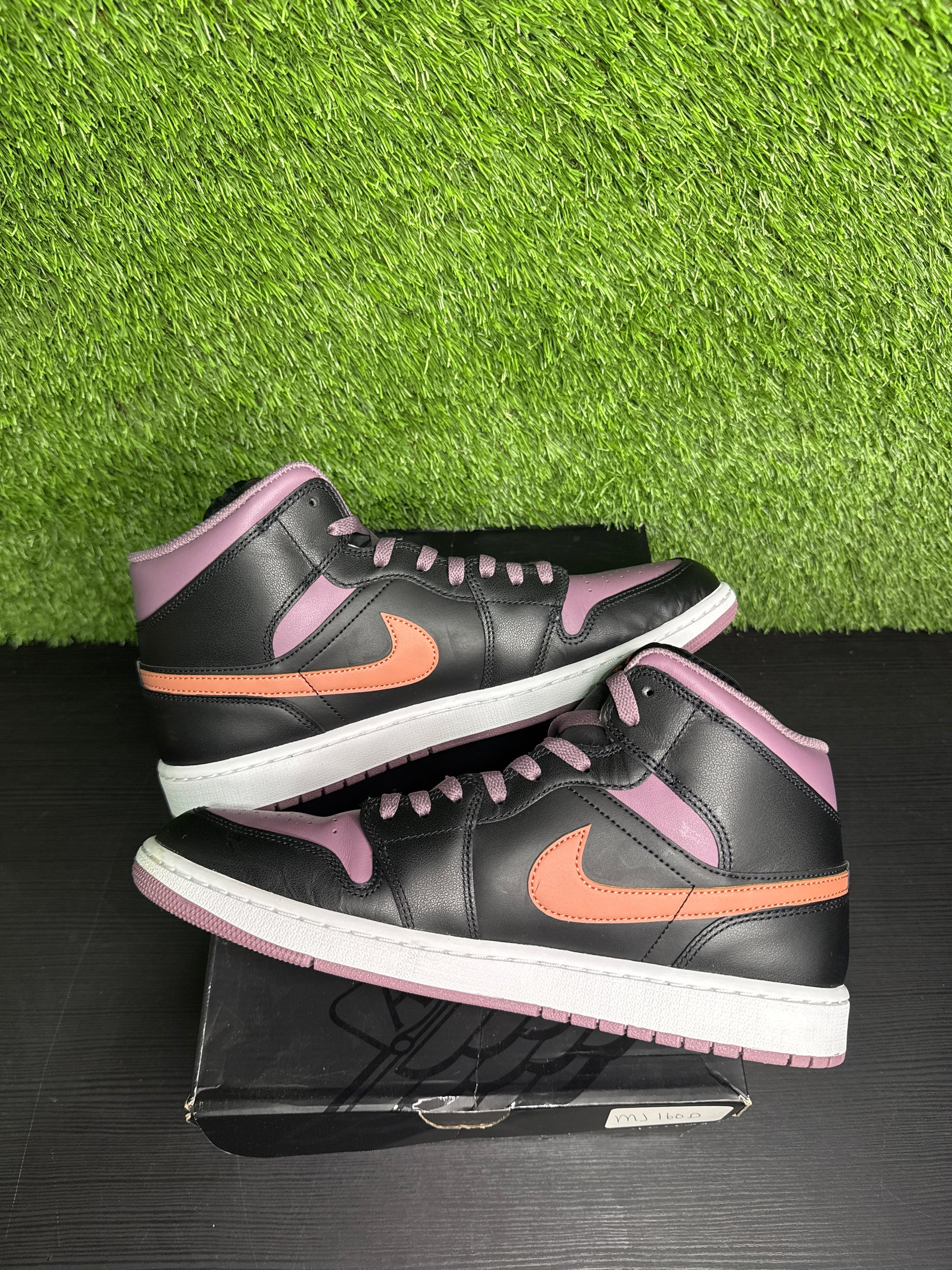 Jordan 1 mid se craft pale ivory