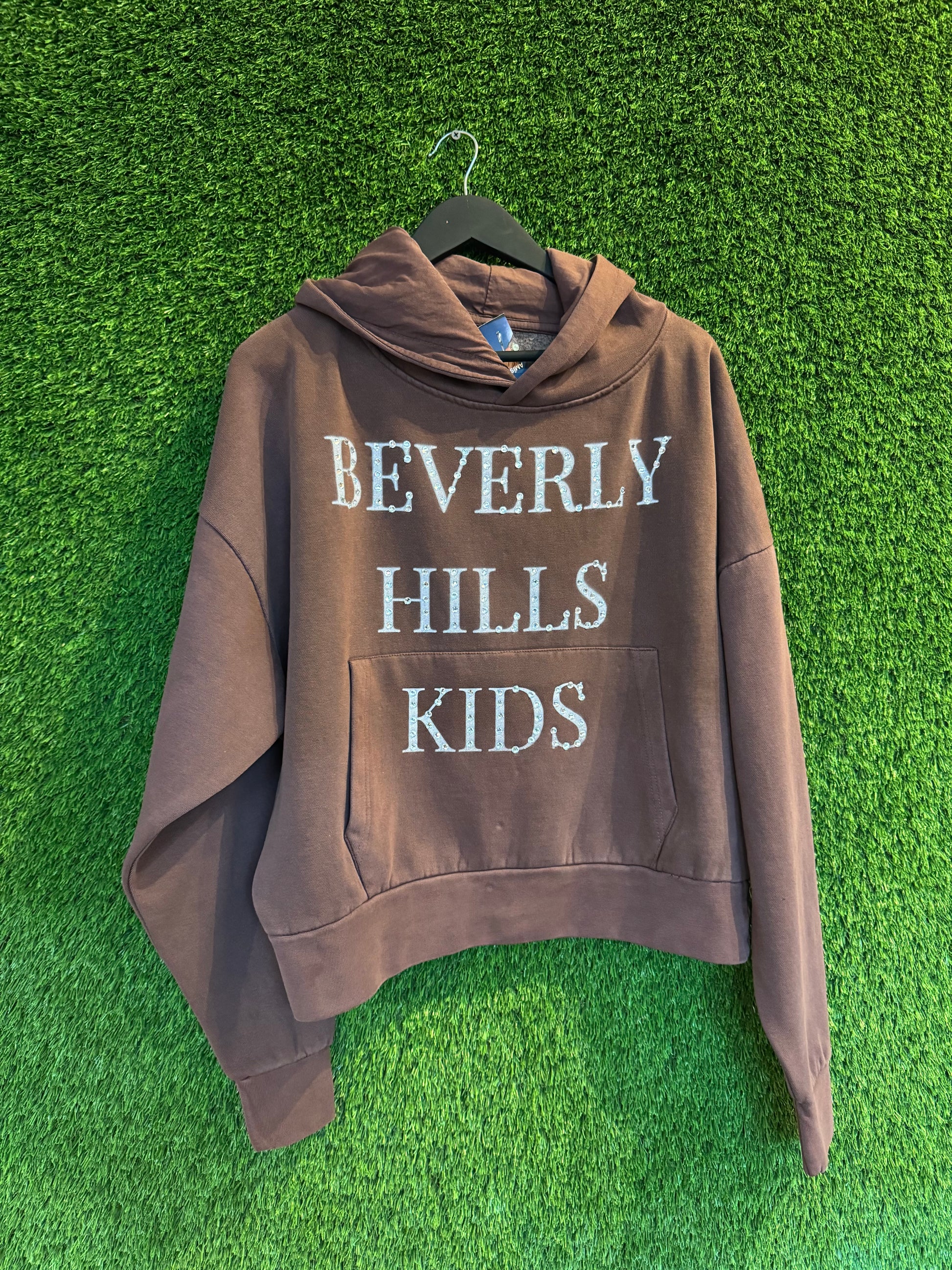 AMIS ET FLUERS "BEVERLY HILLS KIDS" brown rhinestone hoodie