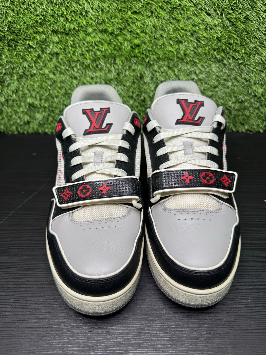 Louis Vuitton Lolv trainer strap on black grey red