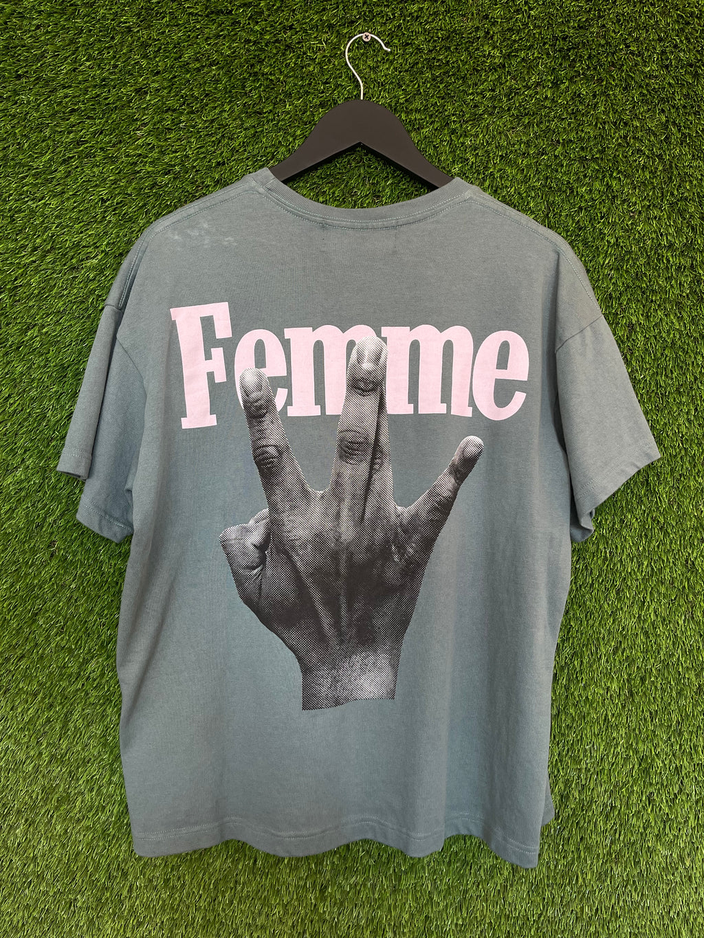 Homme Femme Twisted Fingers Tee Green
