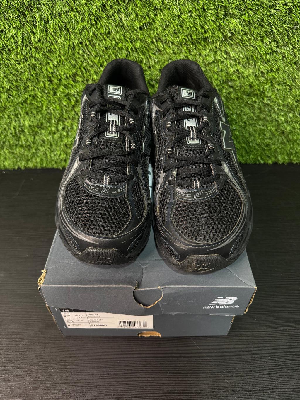 New Balance 740 Black Silver Metallic