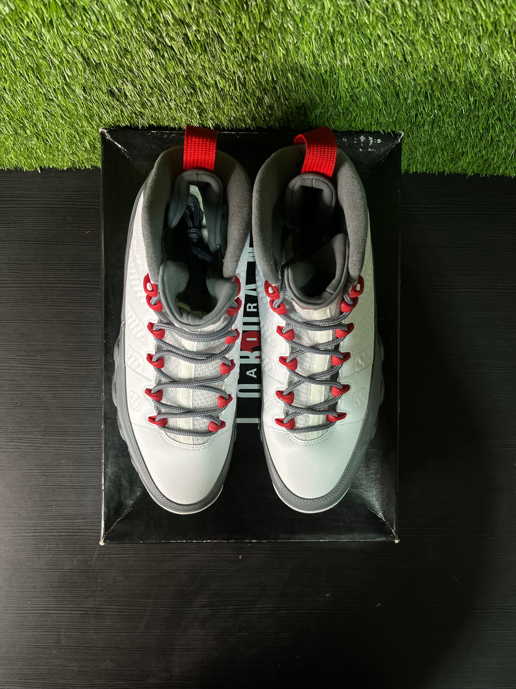 Jrdan 9 retro fire red