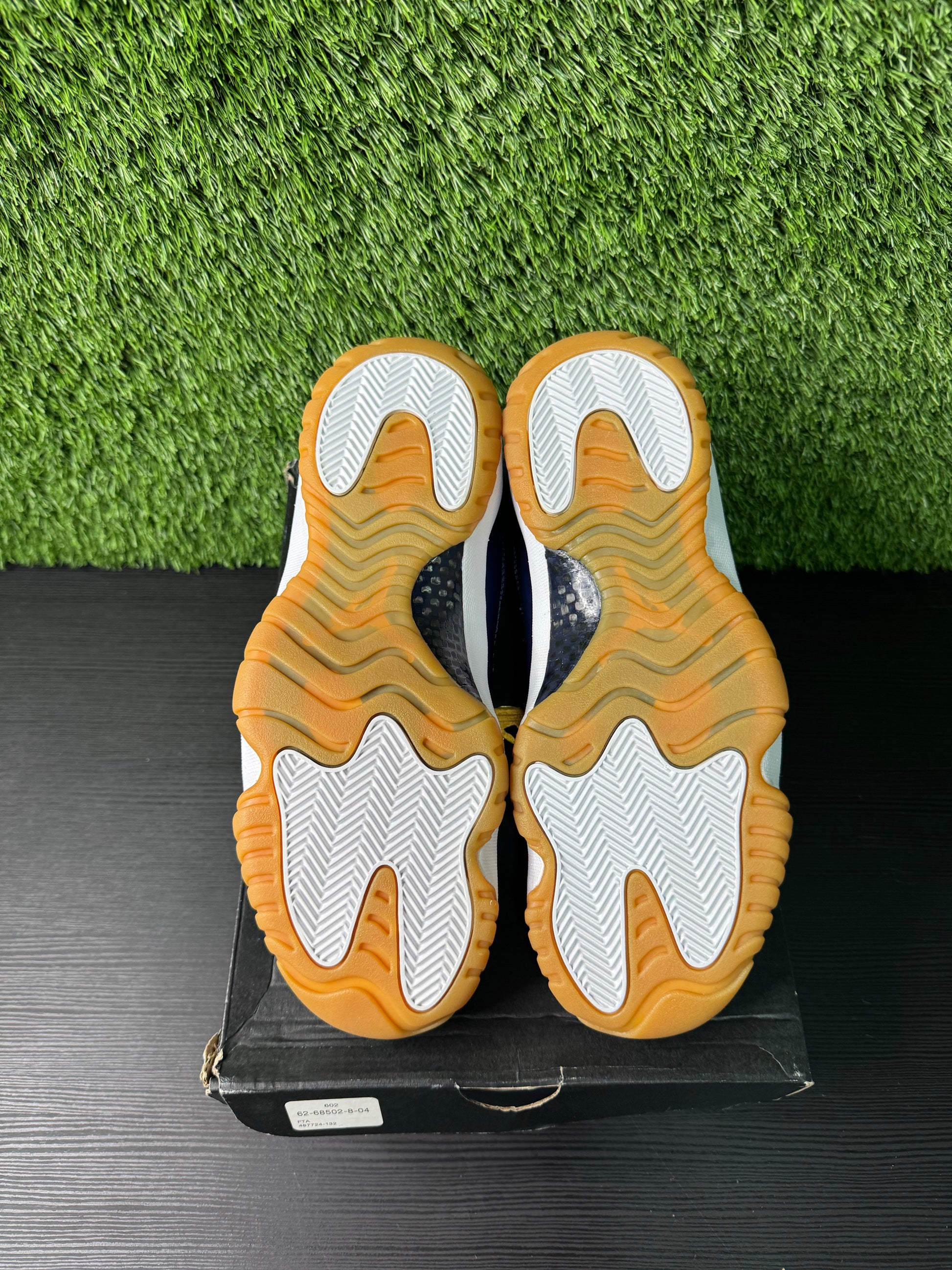 Jordan 11 Retro Low Midnight Navy