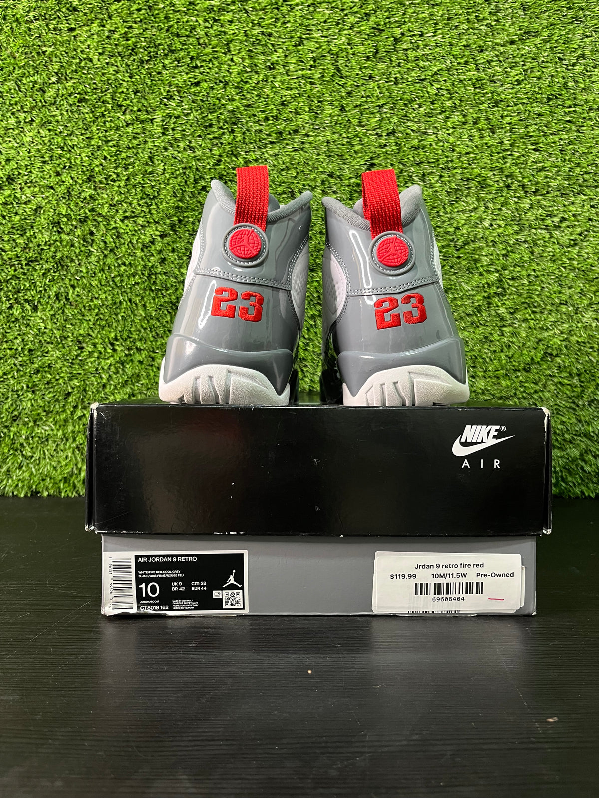 Jrdan 9 retro fire red