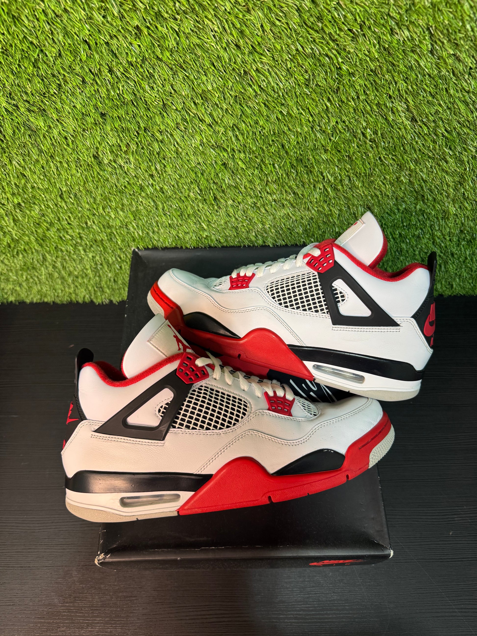 Jordan Retro 4 Fire red
