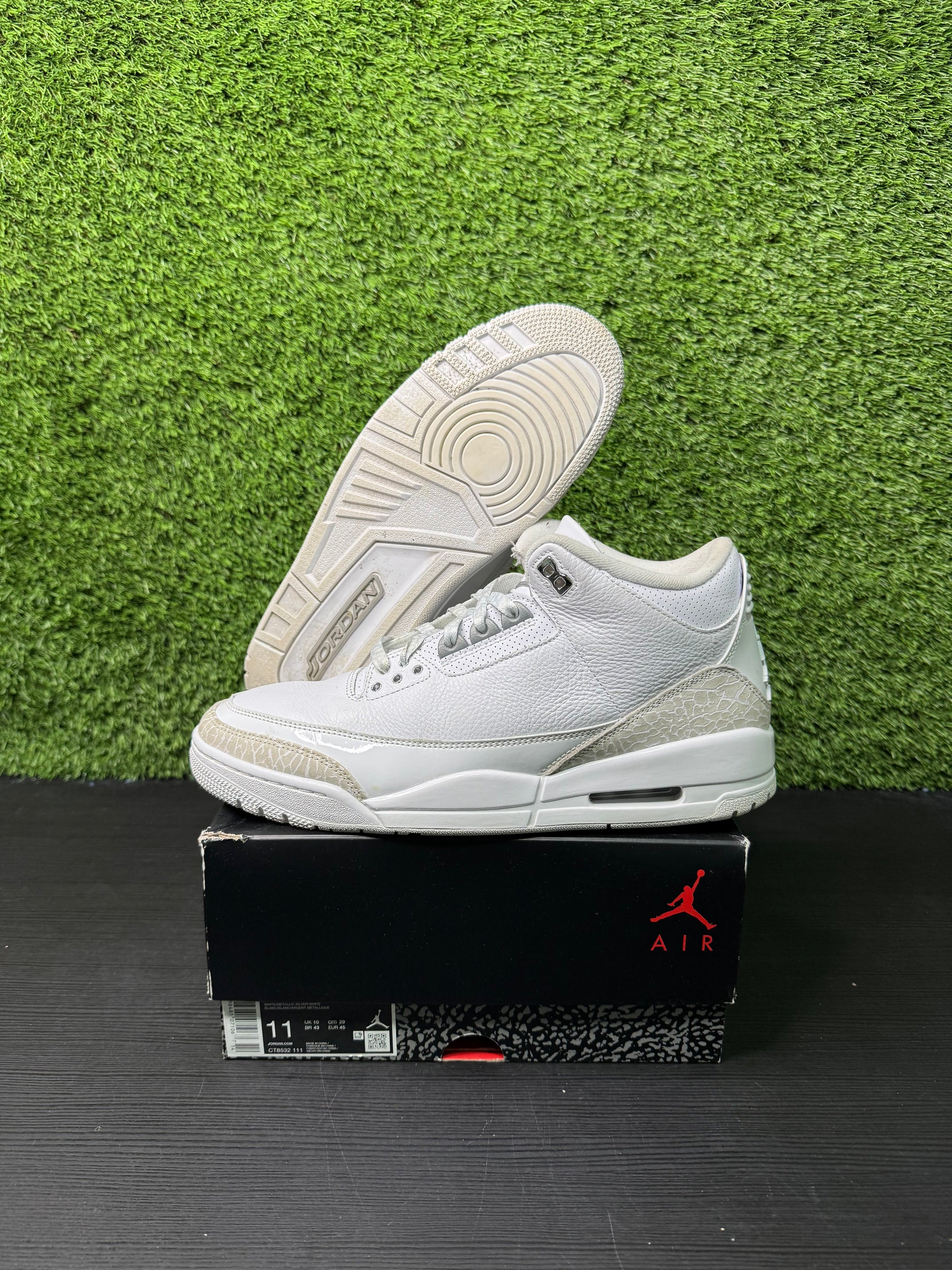 Jordan 3 Retro Pure Money