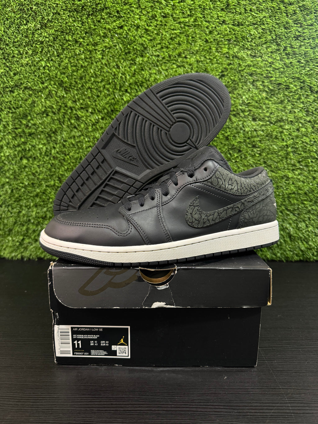 Jordan 1 Low SE Black Elephant