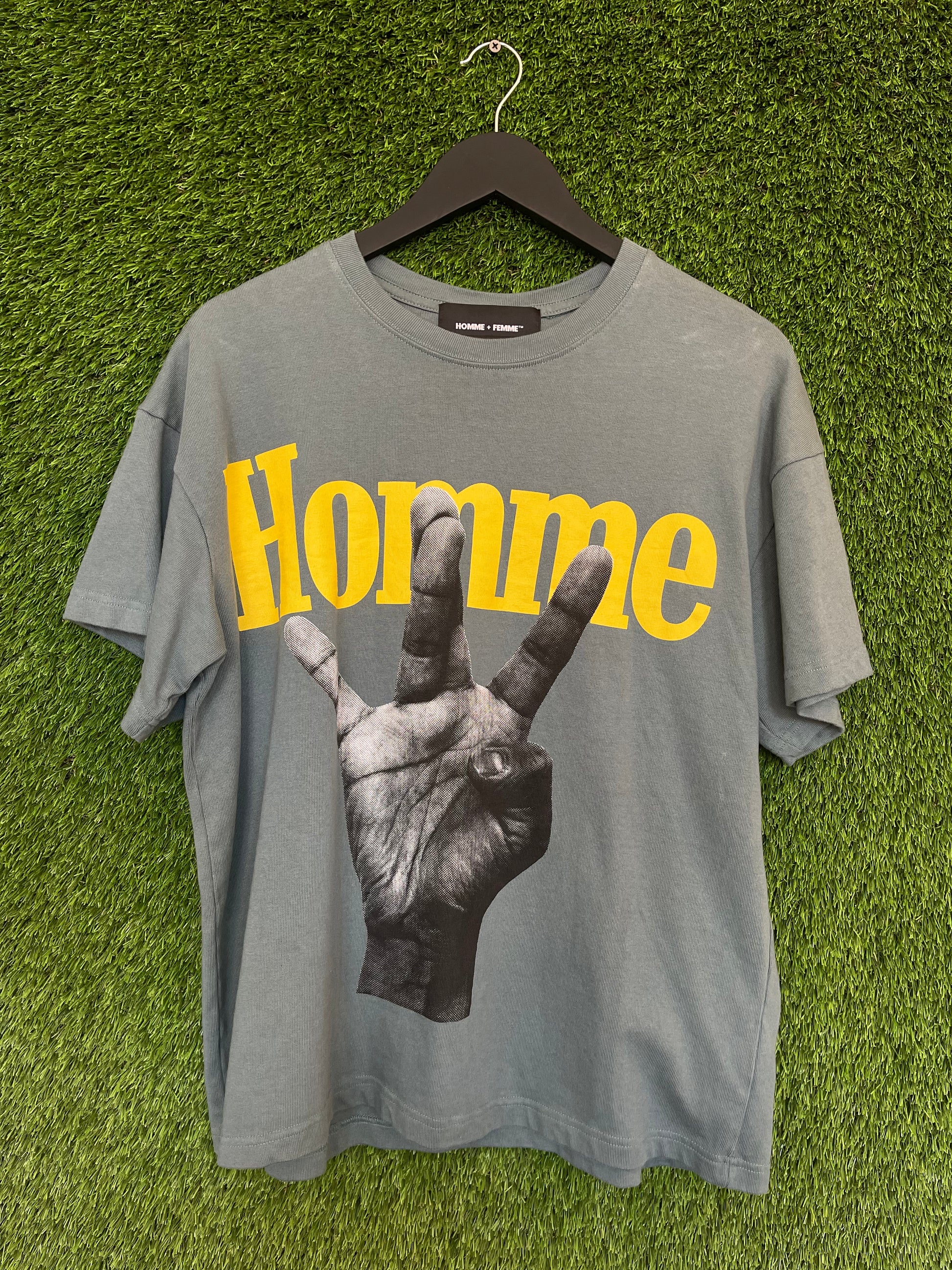 Homme Femme Twisted Fingers Tee Green