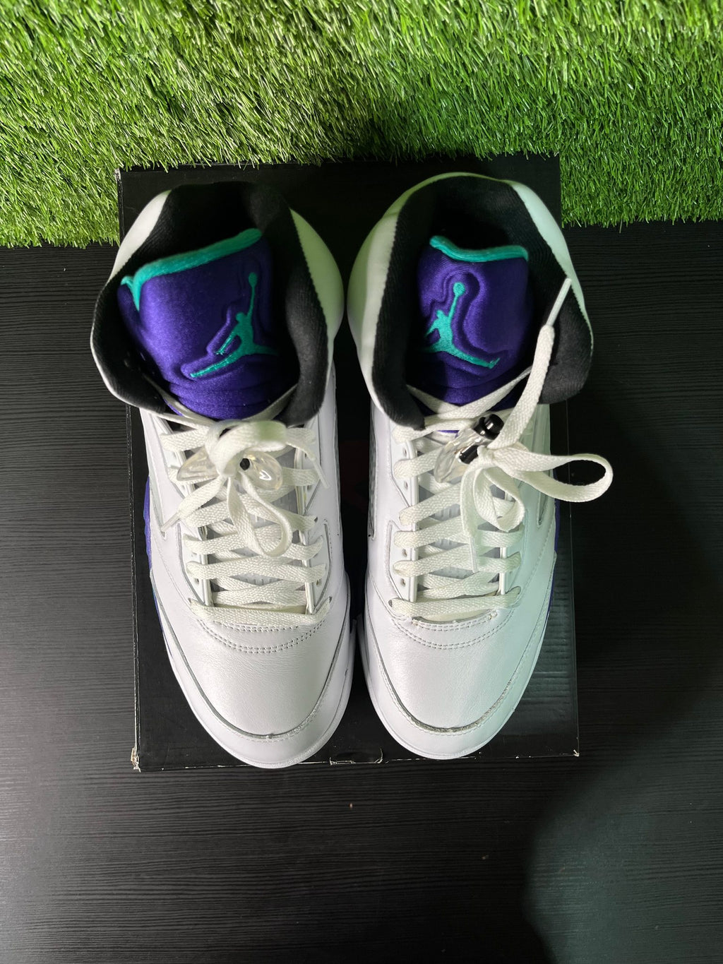 Jordan 5 Retro Grape (2025)