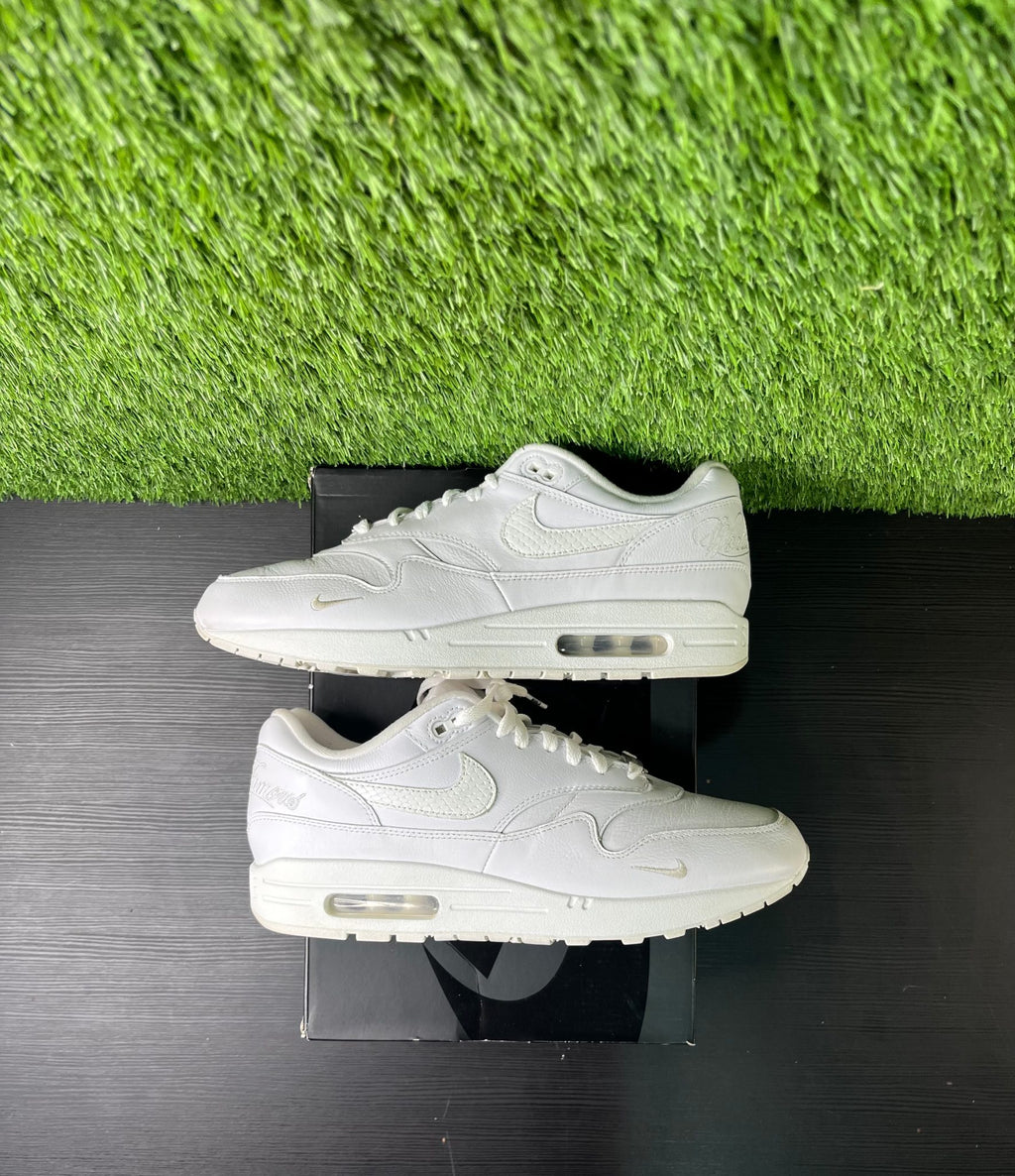 Nike Air Max 1 '87 SP Supreme Triple White
