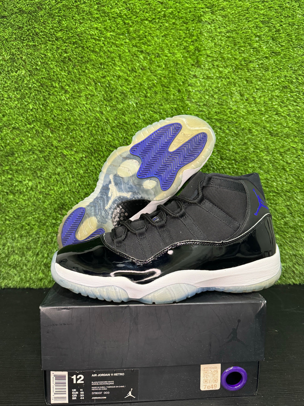 Jordan 11 Retro Space Jam (2016)