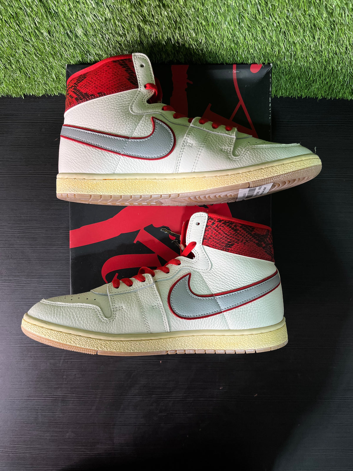Jordan 1 Retro high awake
