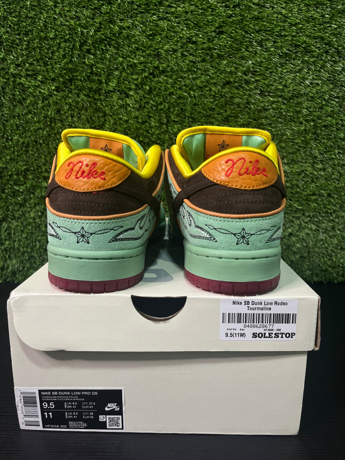 Nike SB Dunk Low Rodeo Tourmaline